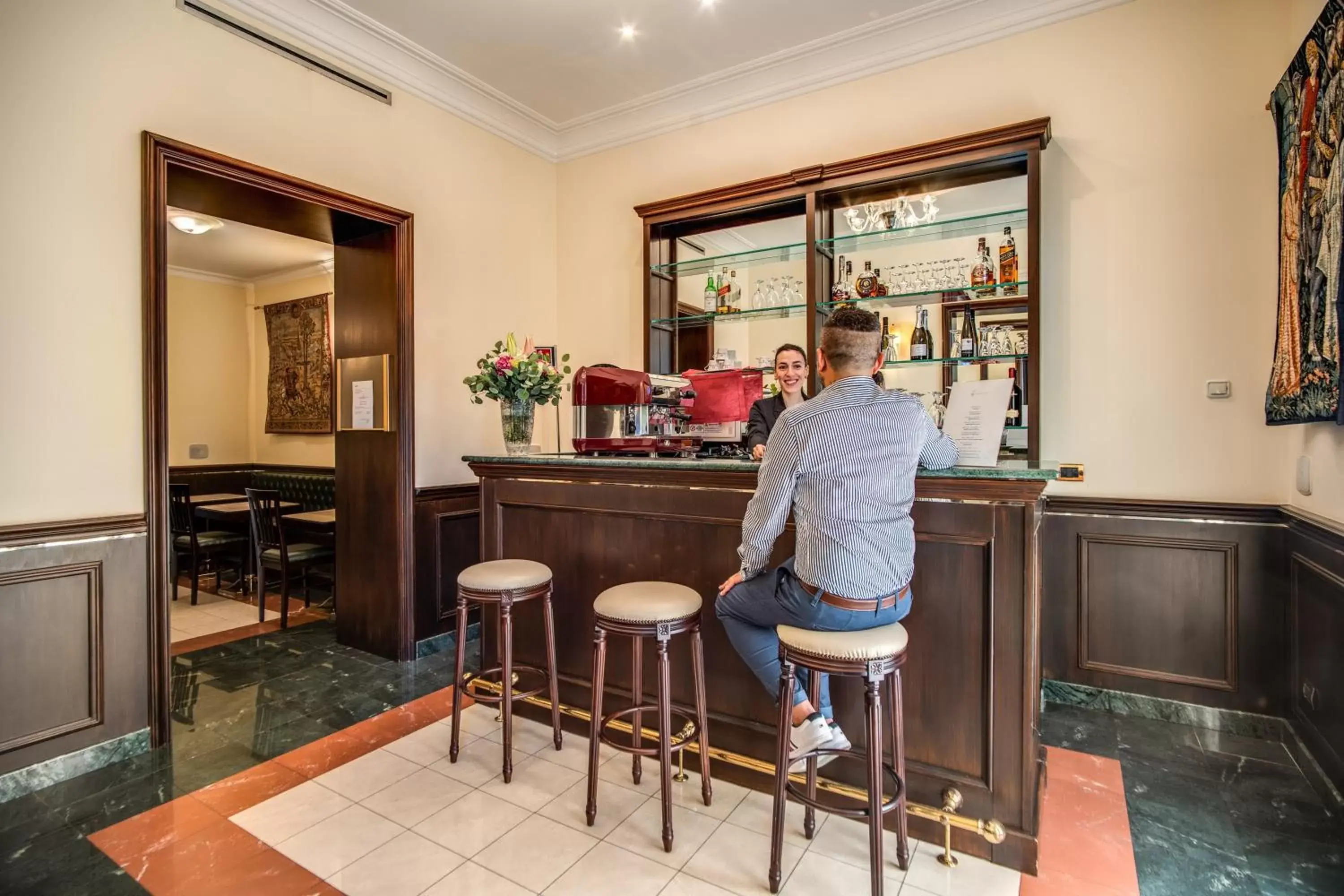 Lounge or bar in Hotel Diocleziano