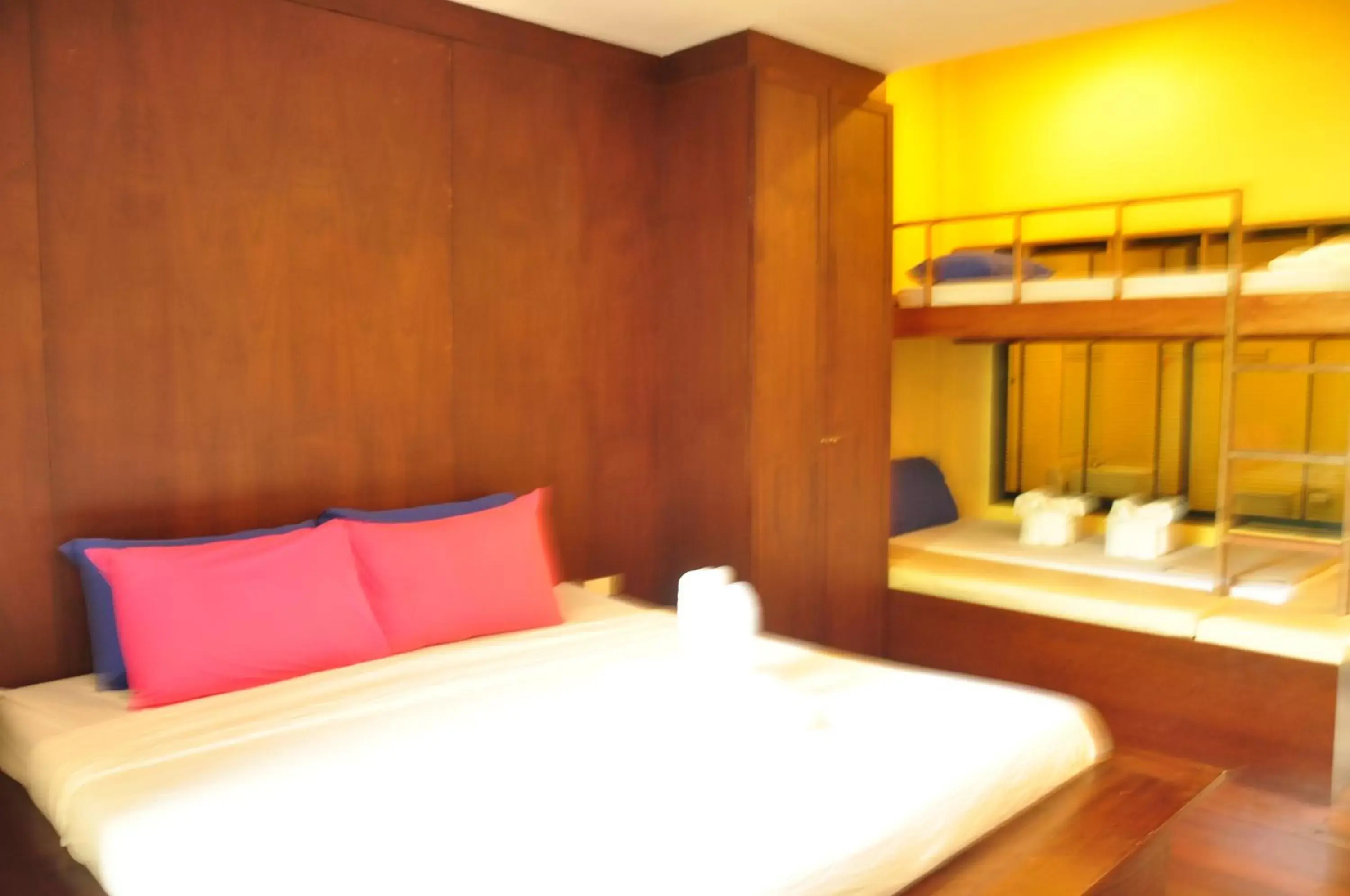 Photo of the whole room, Bed in Sabye Bangkok