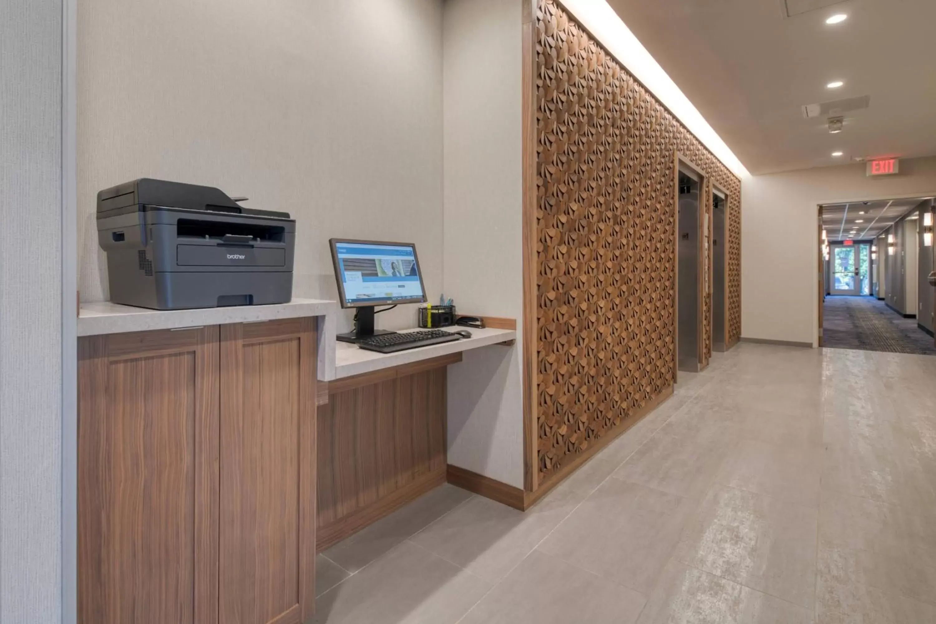 Business facilities in Fairfield Inn & Suites by Marriott Charlotte Belmont