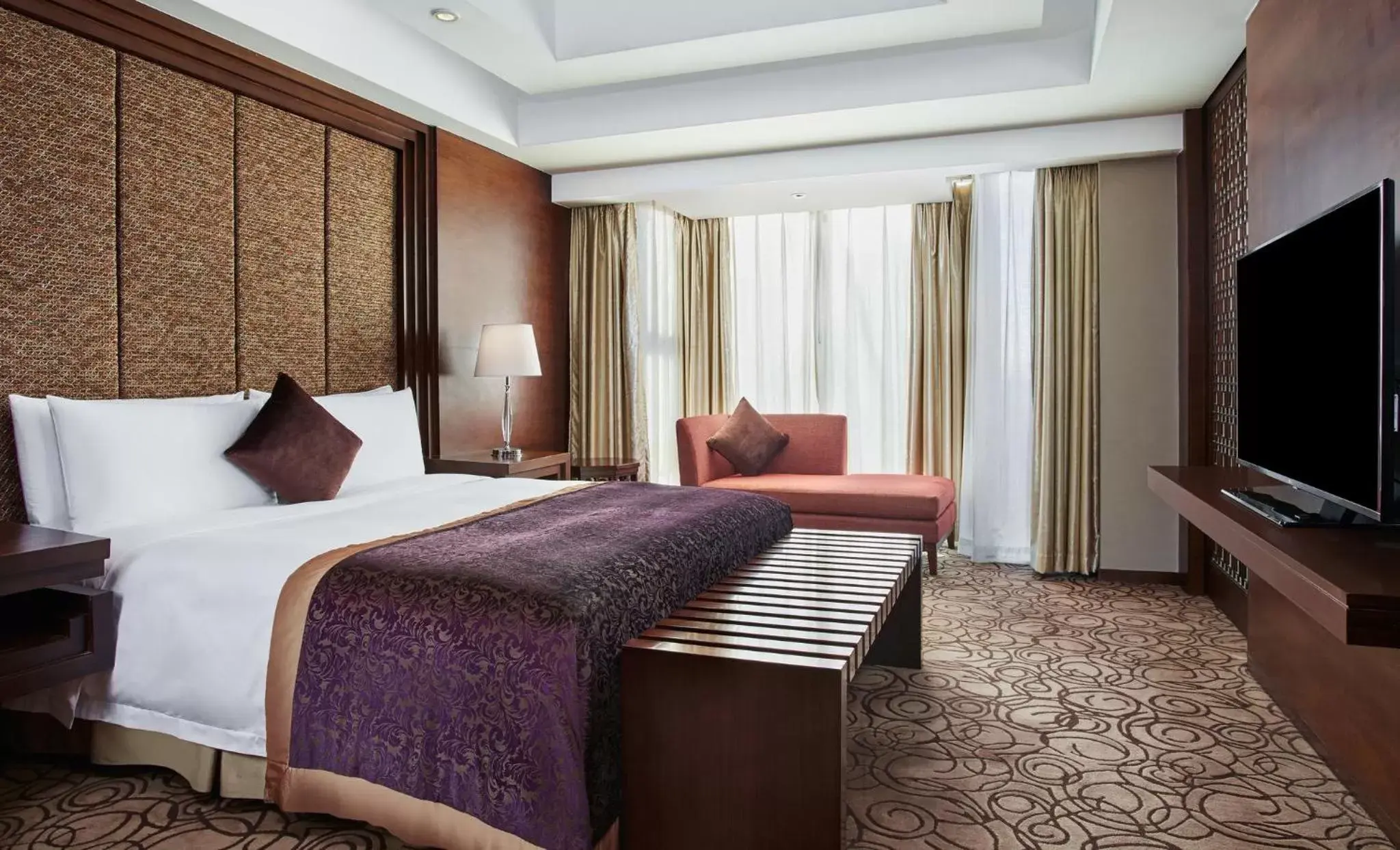 Photo of the whole room, Bed in Crowne Plaza Beijing Sun Palace, an IHG Hotel