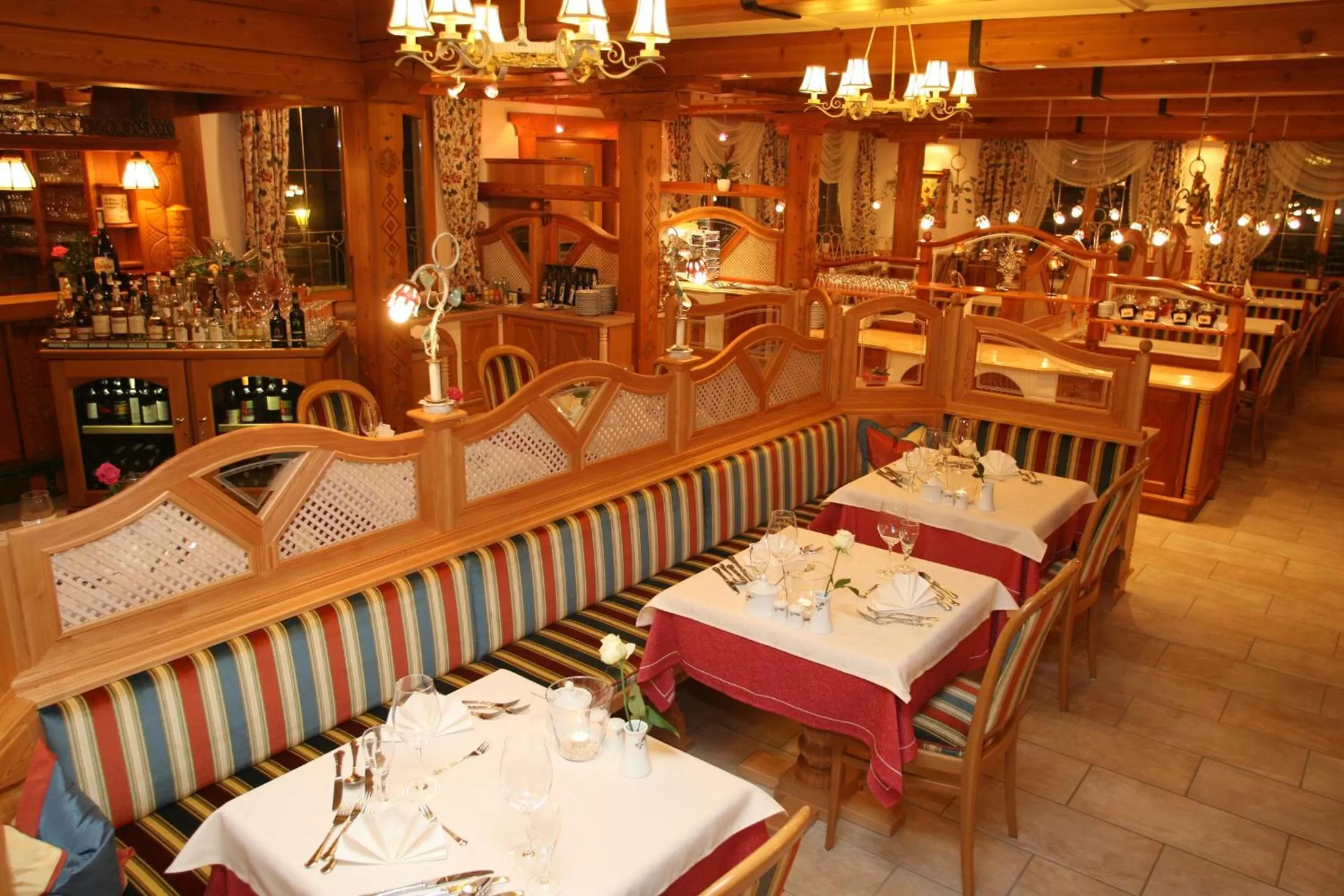 Restaurant/places to eat in Hotel Neuwirt