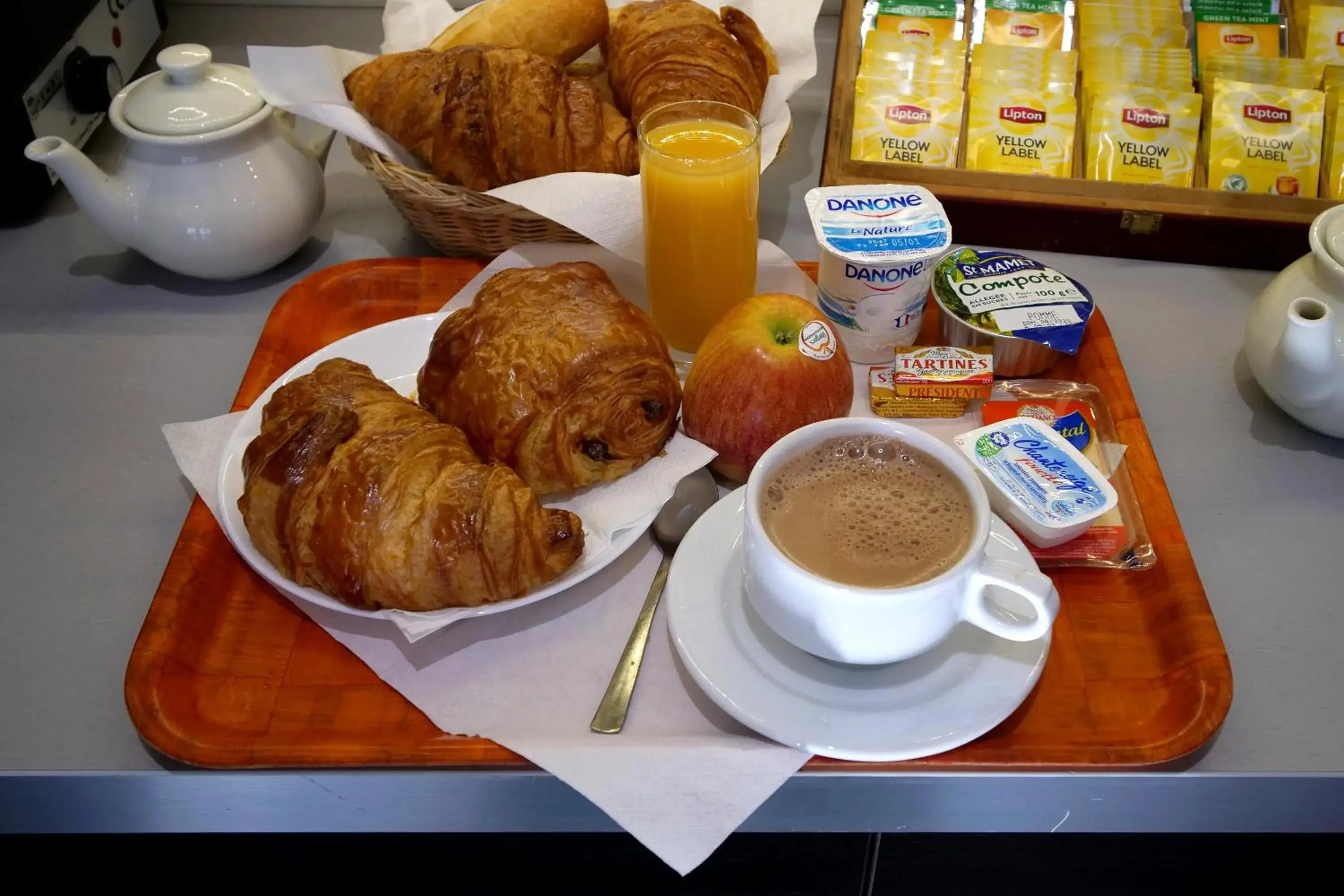 Breakfast in Le Vert Galant