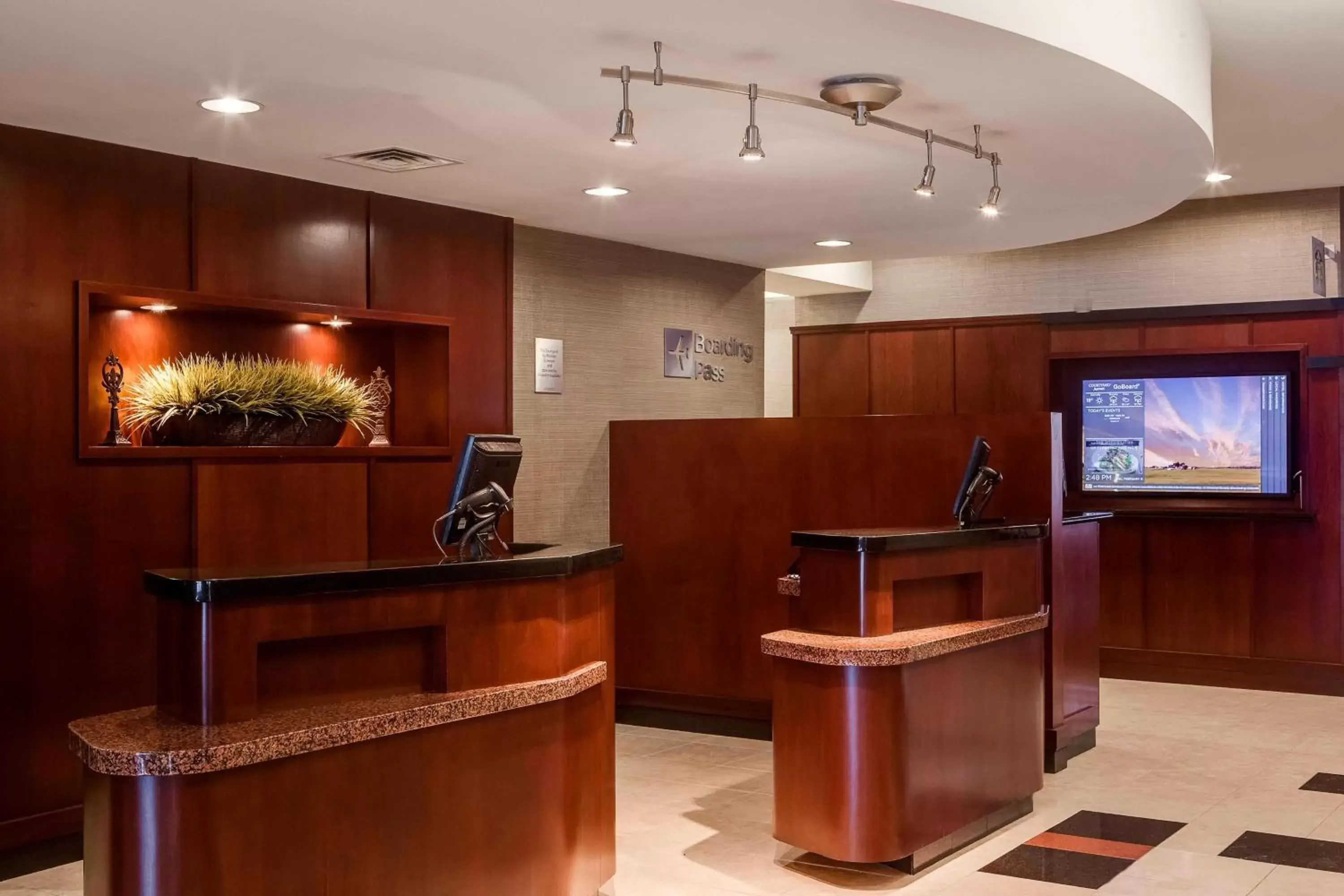 Property building, Lobby/Reception in Courtyard Des Moines Ankeny
