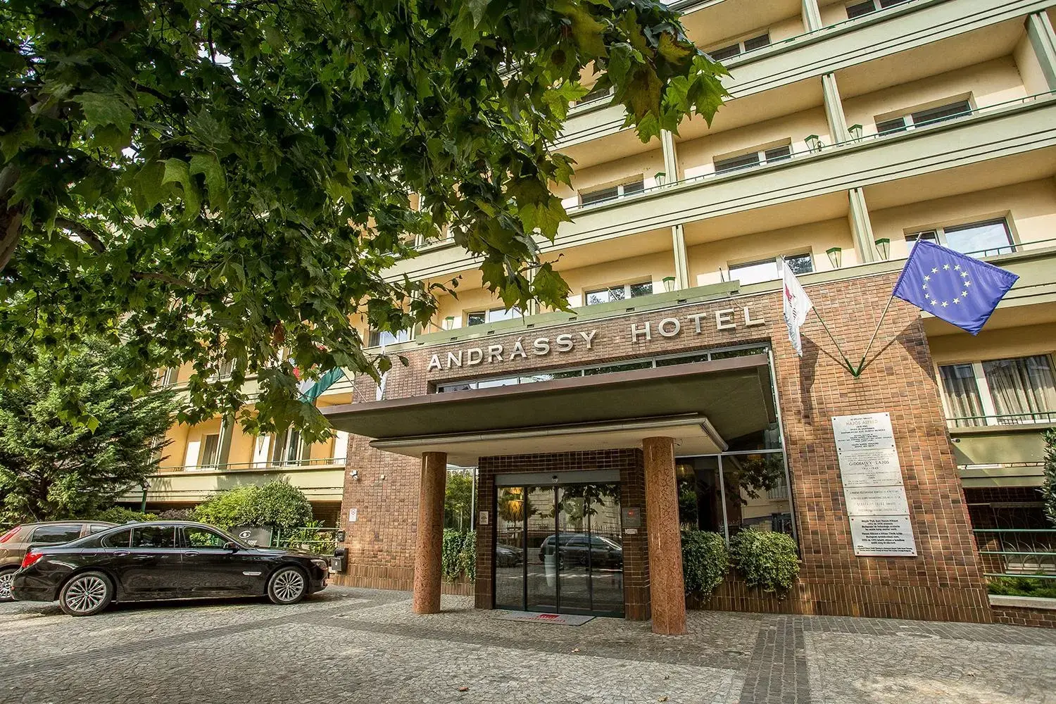 Property Building in Mamaison Hotel Andrassy Budapest