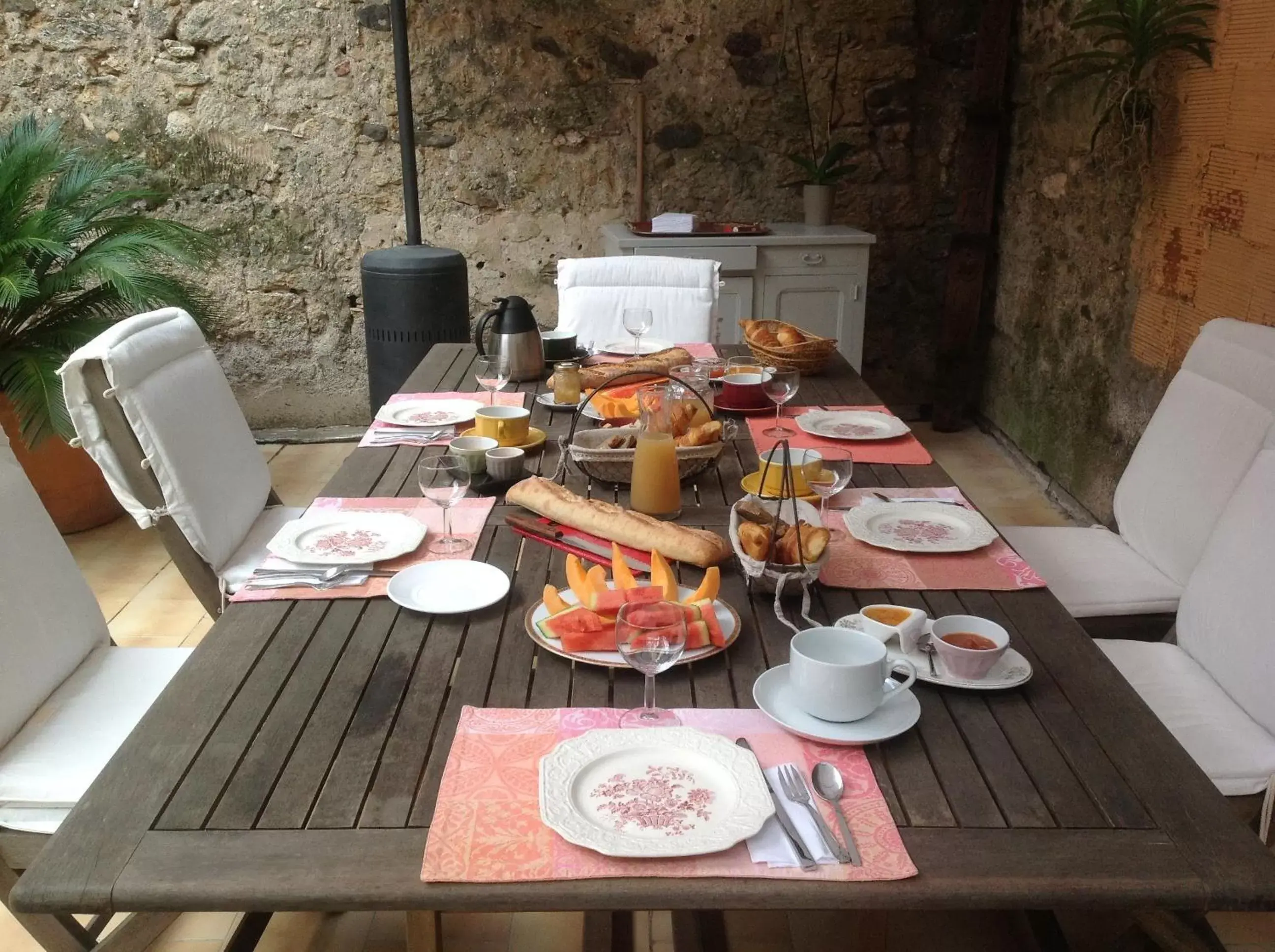 Breakfast, Restaurant/Places to Eat in Chambres d'Hôtes de Fleurus