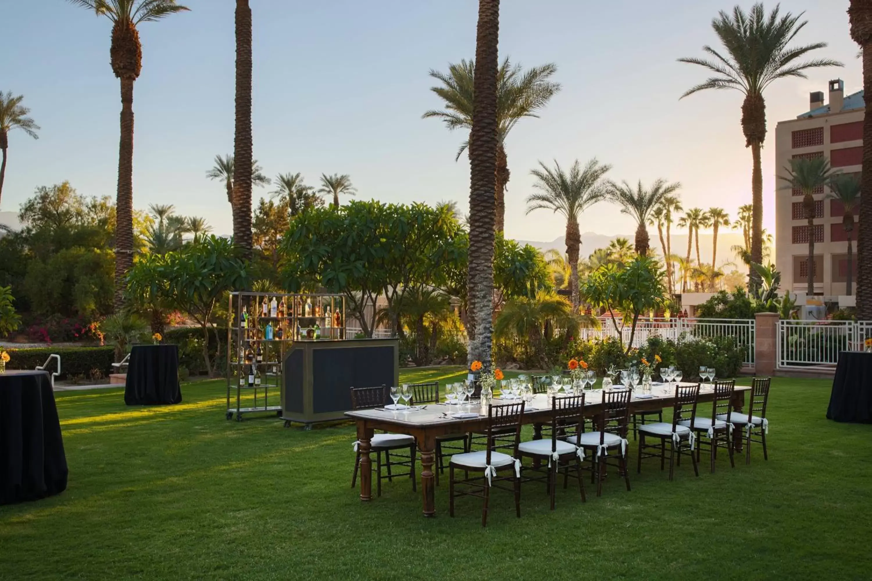 Meeting/conference room, Restaurant/Places to Eat in Renaissance Esmeralda Resort & Spa, Indian Wells