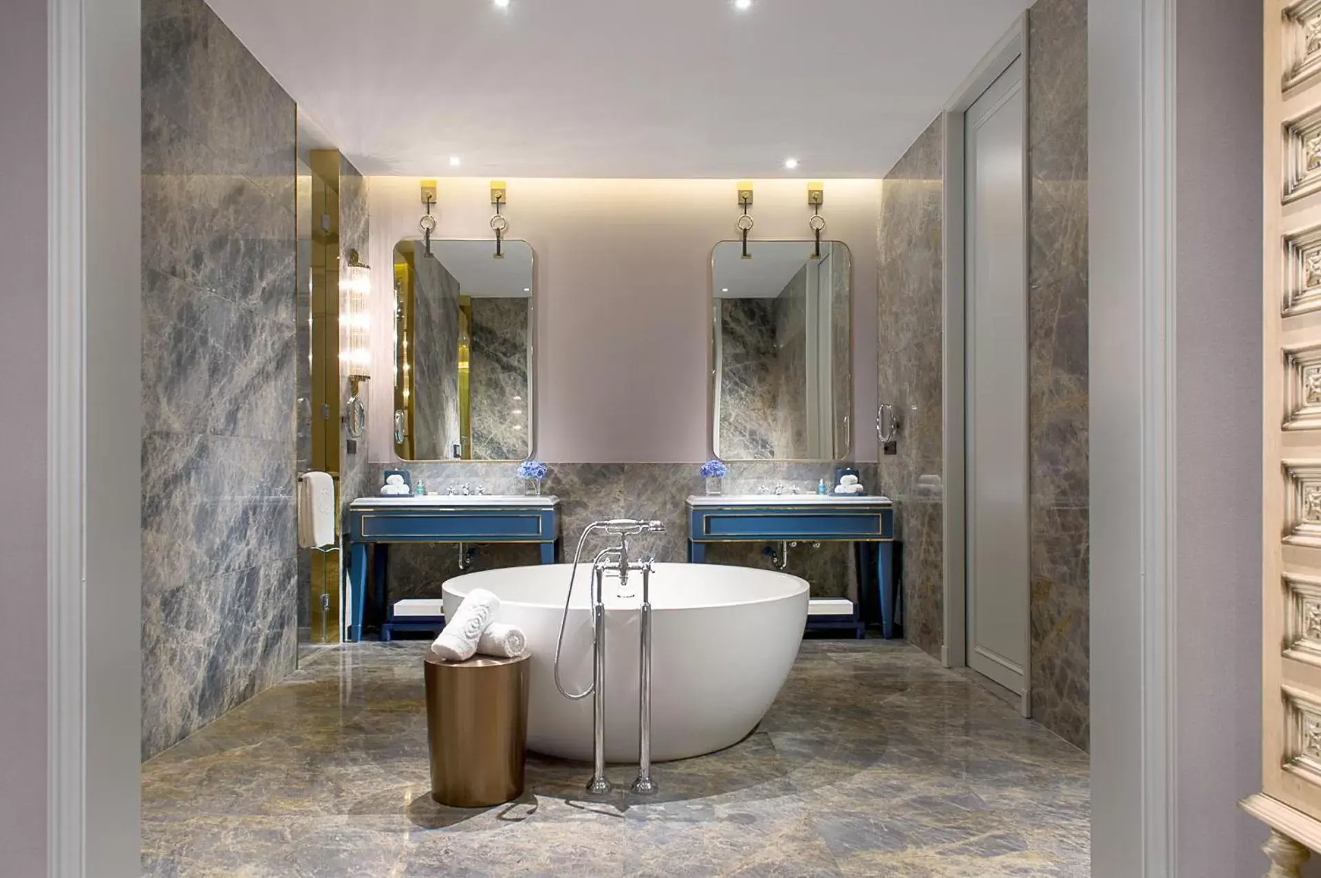 Bathroom in Sofitel Foshan Shunde- Near Louvre International Furniture Exhibition Center