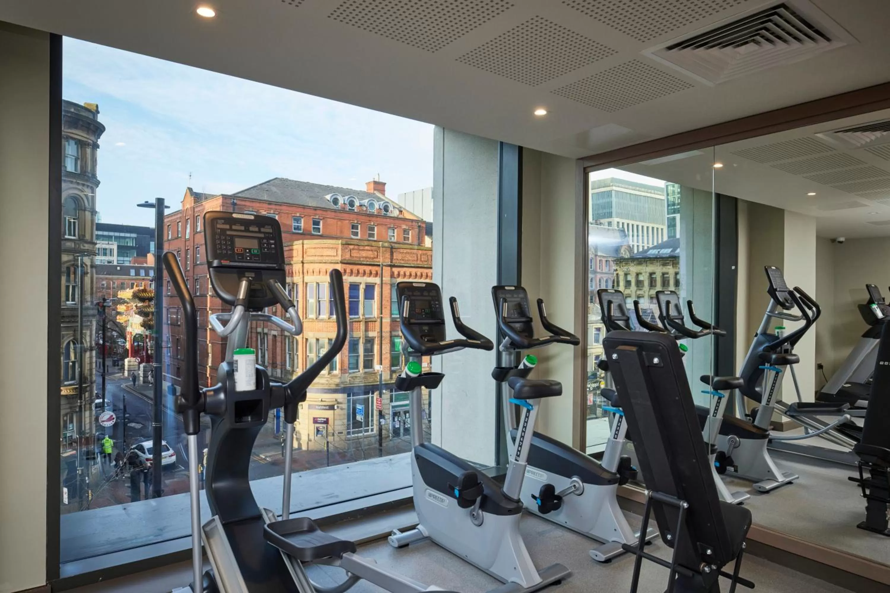 Fitness centre/facilities in Clayton Hotel Manchester City Centre