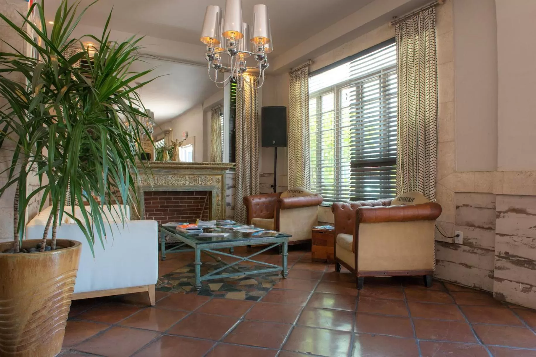 Lobby or reception in Shelley Hotel