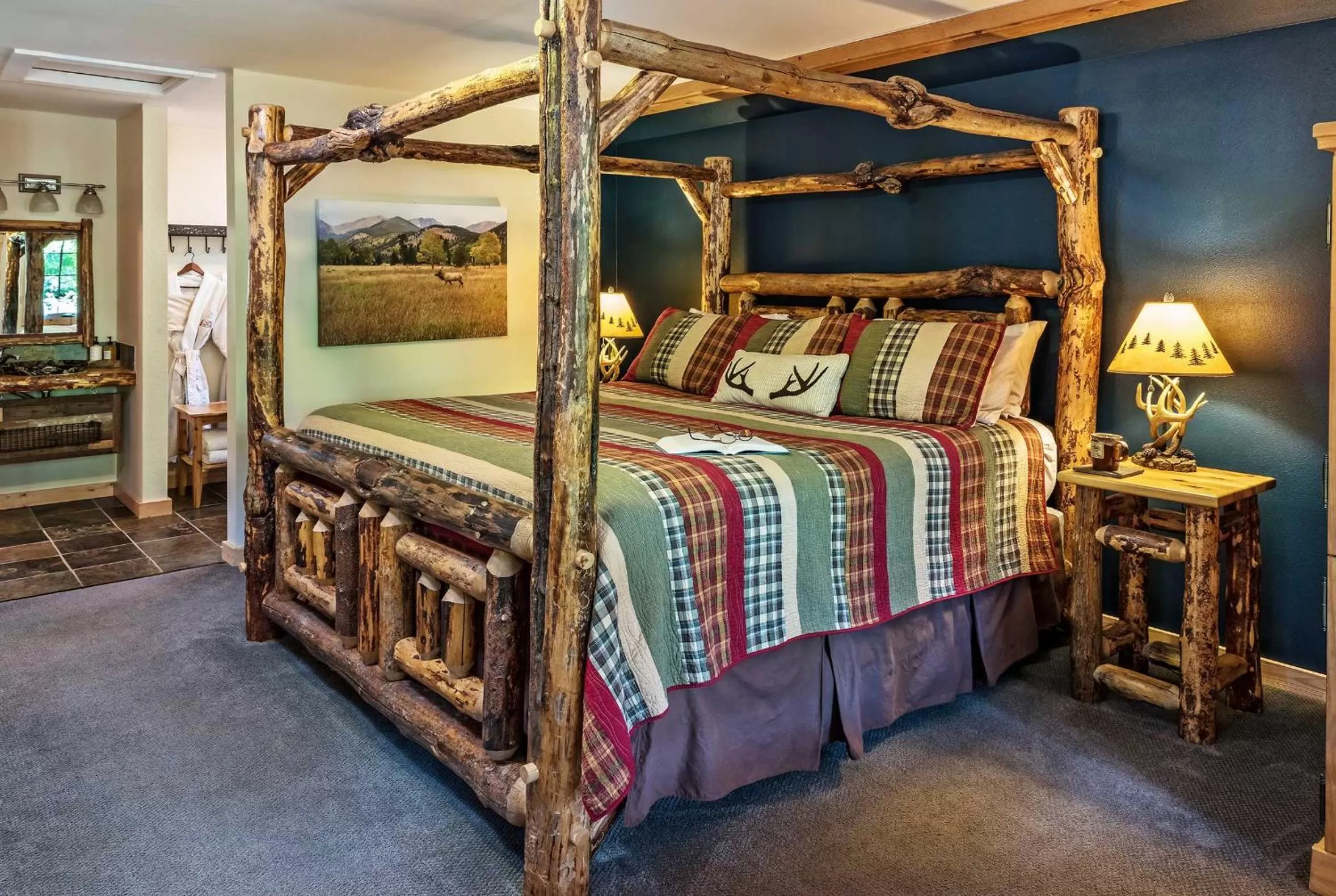 Bed in Carson Ridge Luxury Cabins