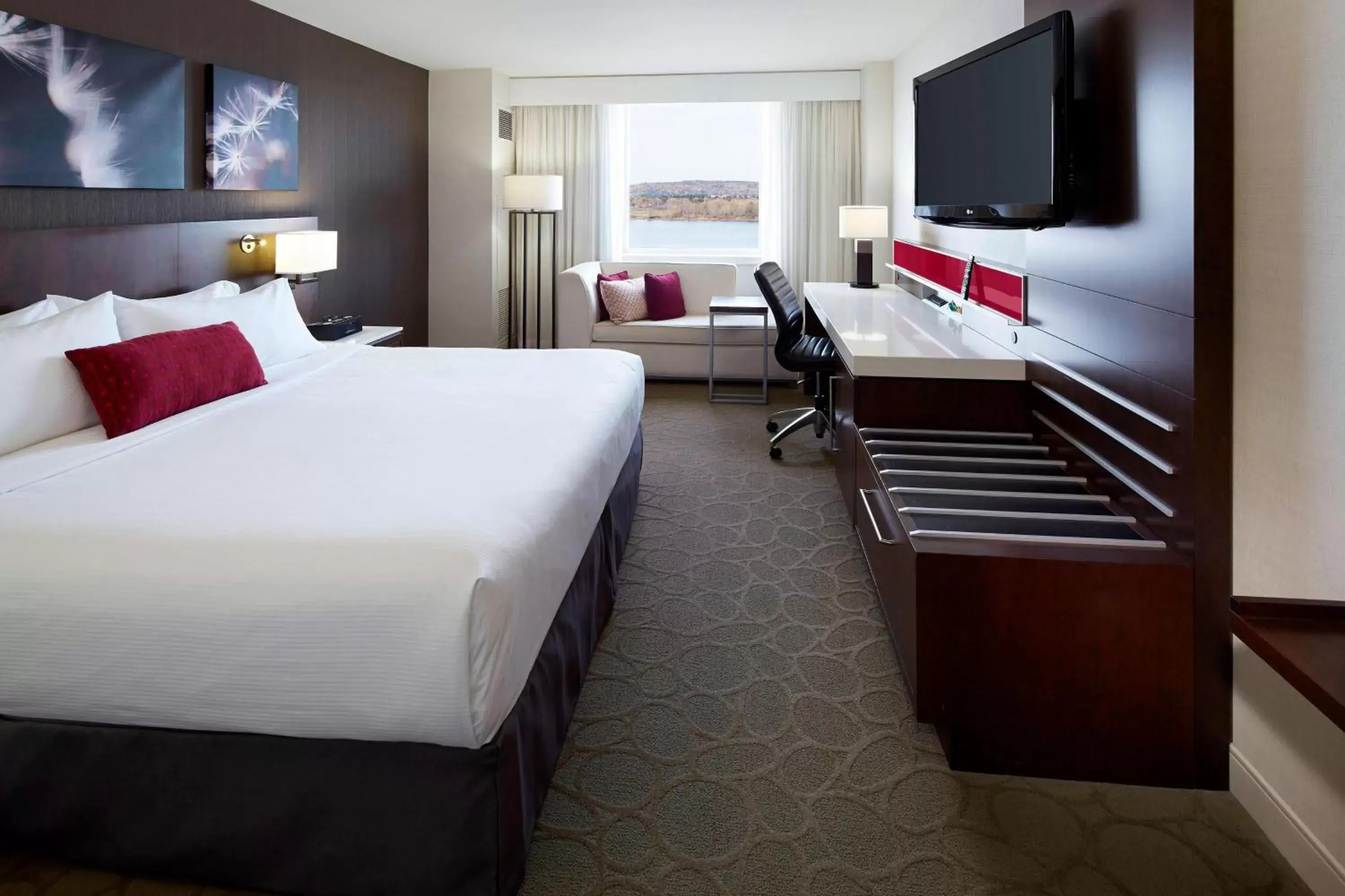 Photo of the whole room, Bed in Delta Hotels by Marriott Fredericton