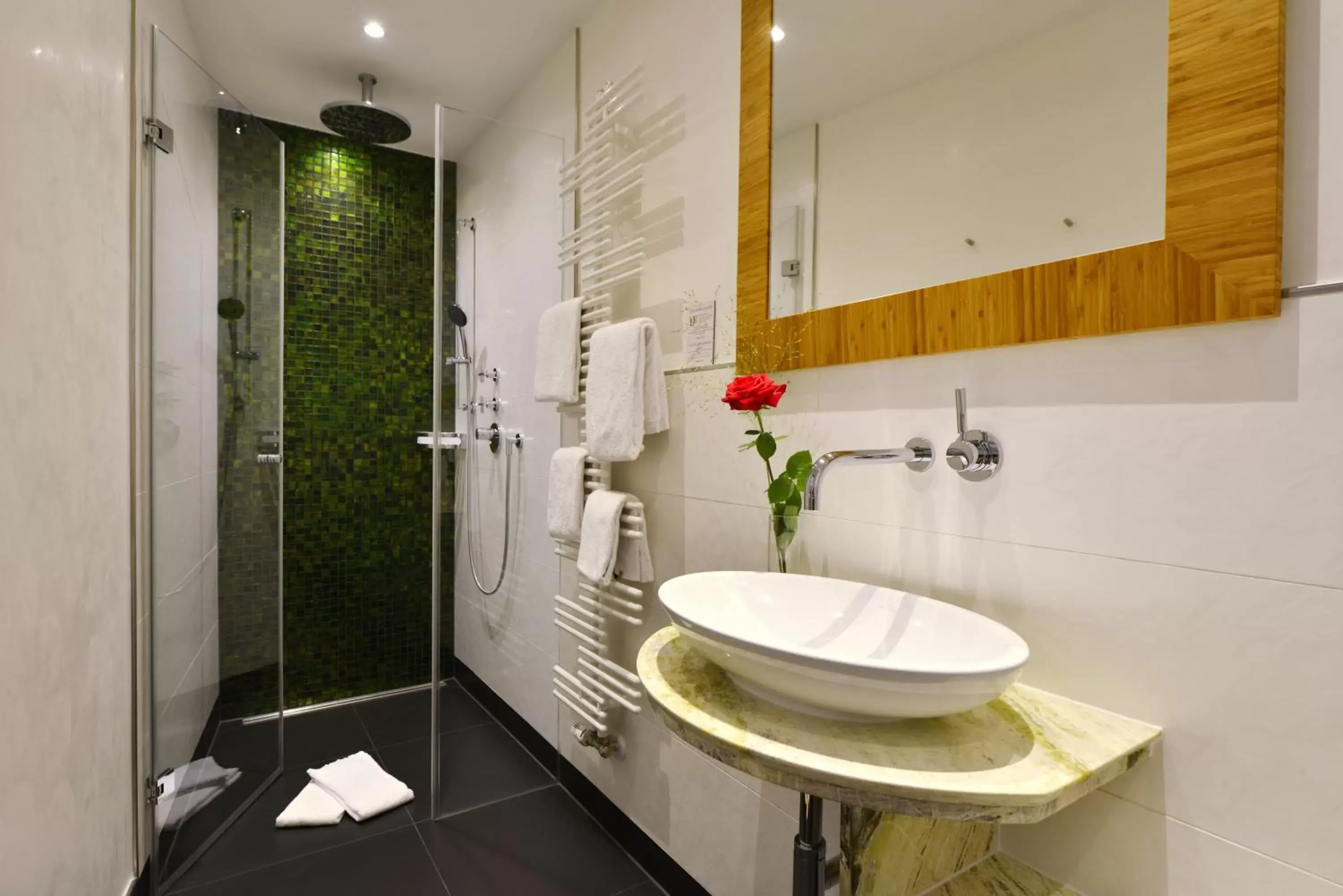 Photo of the whole room, Bathroom in Hotel Torbräu