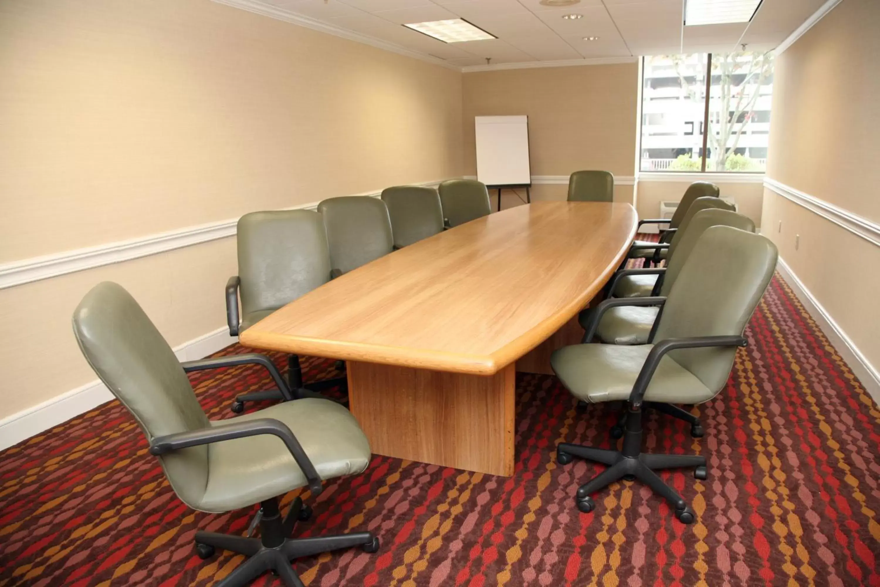 Meeting/conference room, Business Area/Conference Room in Holiday Inn New London, an IHG Hotel