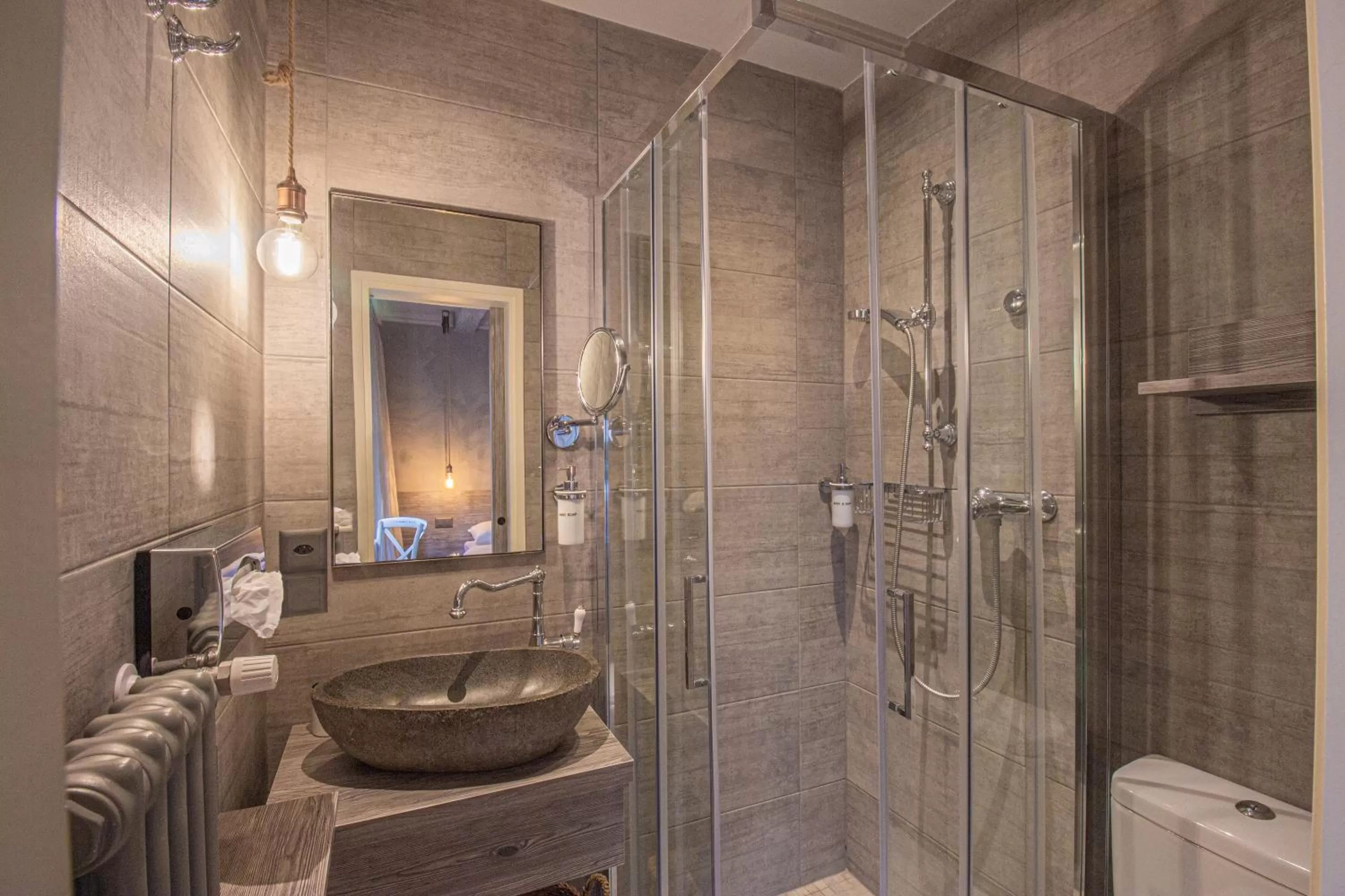 Bathroom in Seven Boutique Hotel