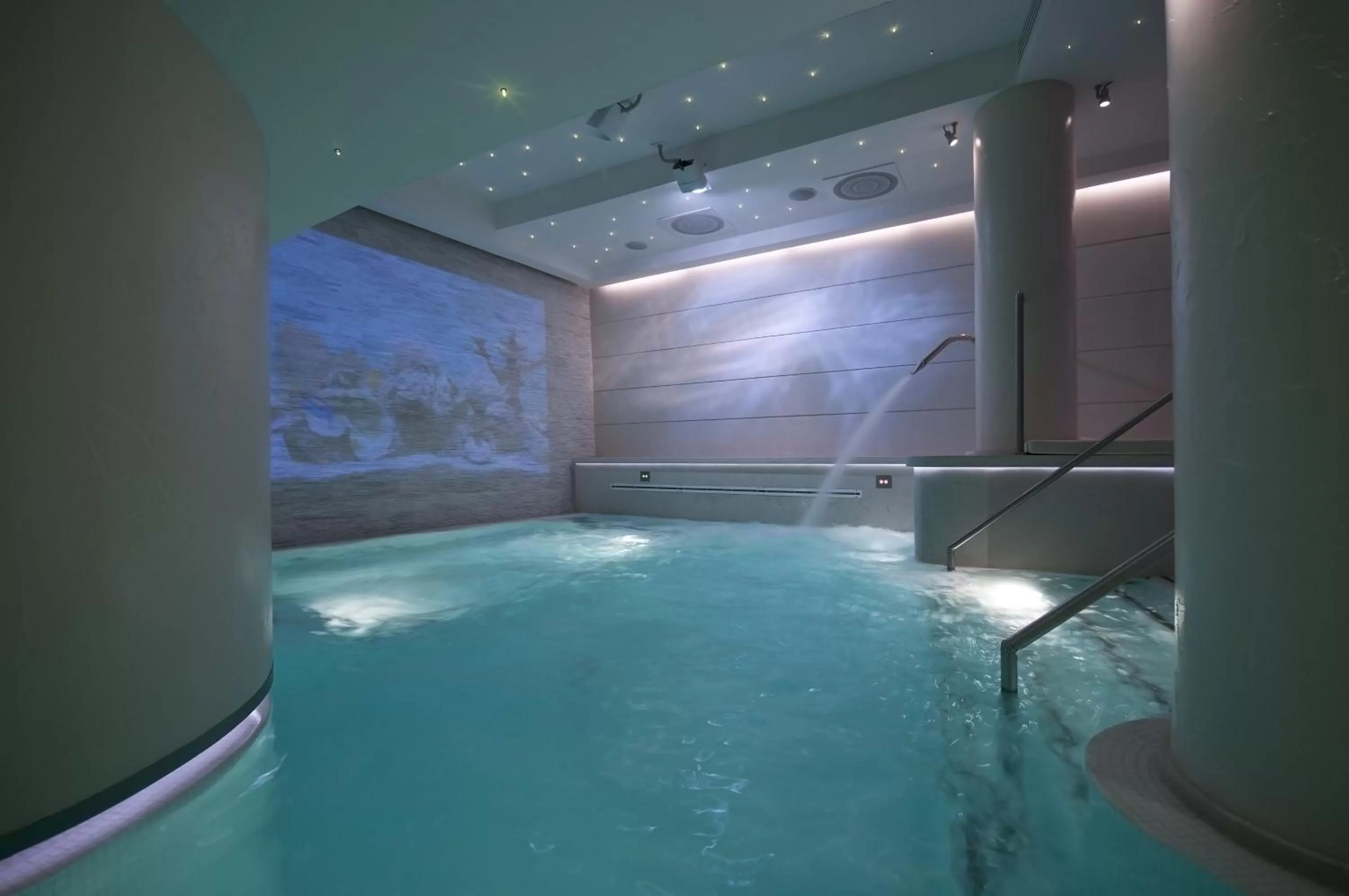 Hot Tub in Trilussa Palace Hotel Congress & Spa