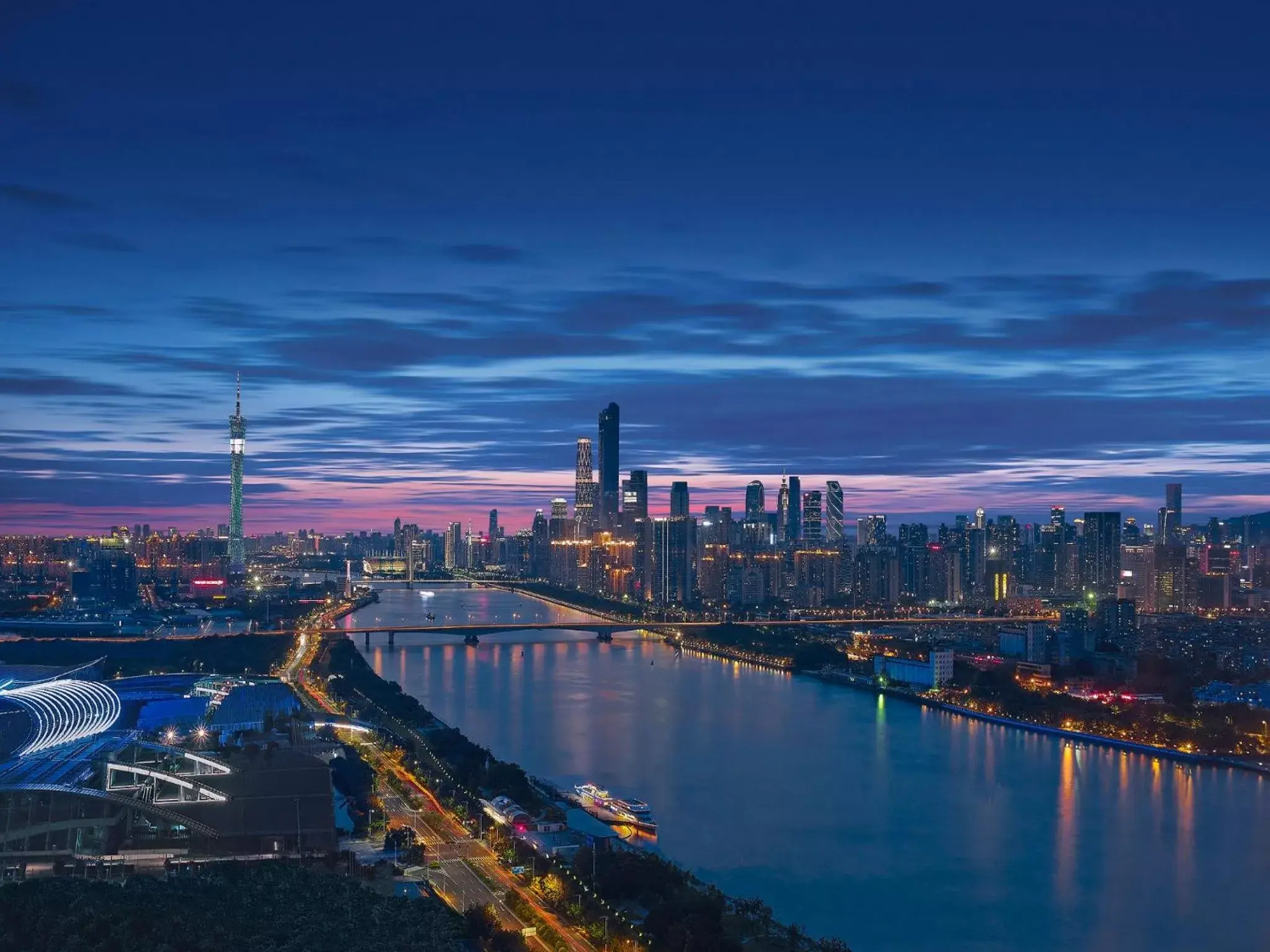 Premier Twin Room with Riverview in Shangri-La Guangzhou Premier Twin Room with Riverview in Shangri-La Guangzhou