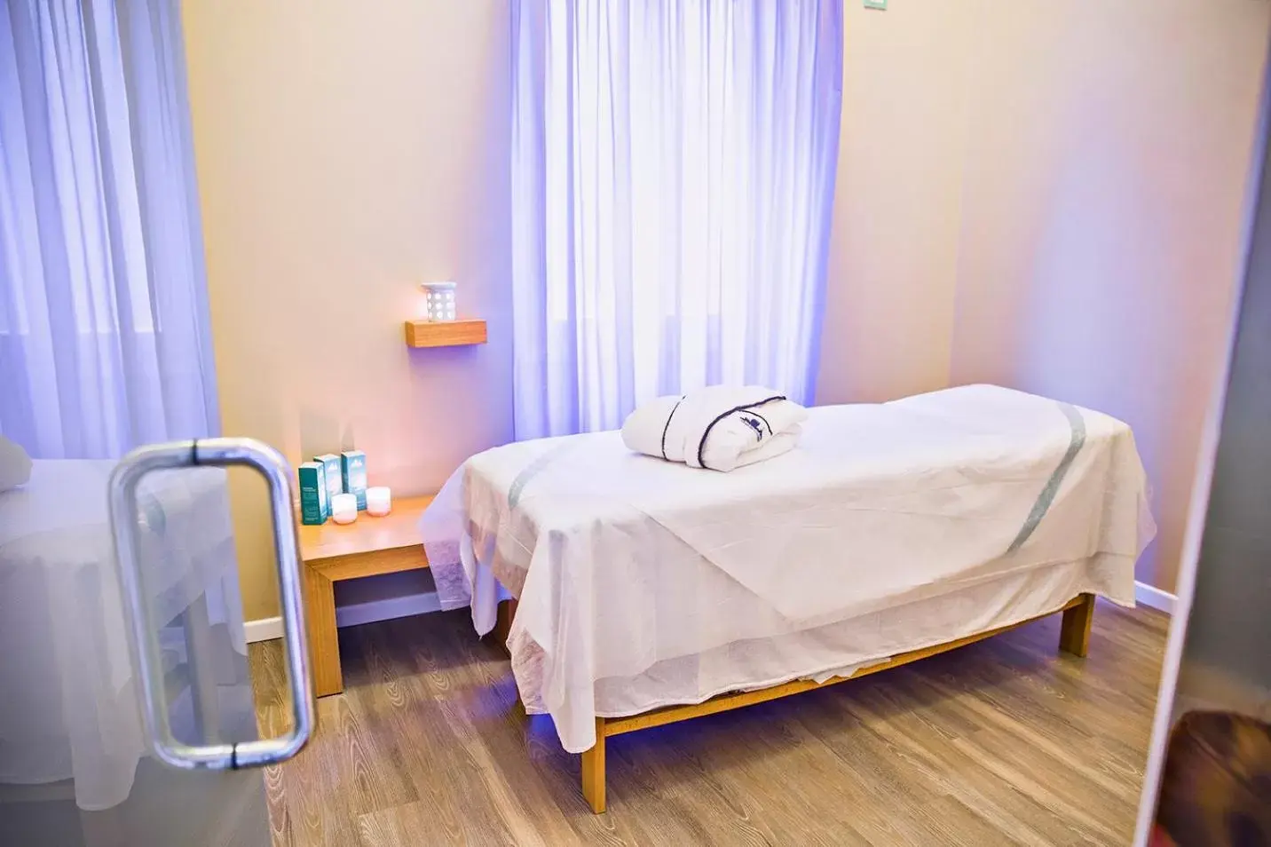 Massage, Bed in Hotel Sirmione