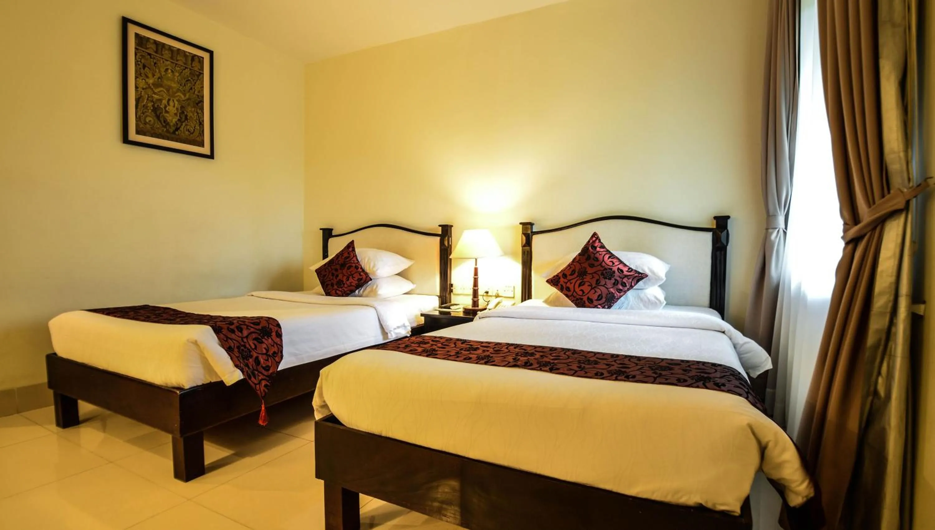 Bedroom, Bed in Almond Hotel Sothearos