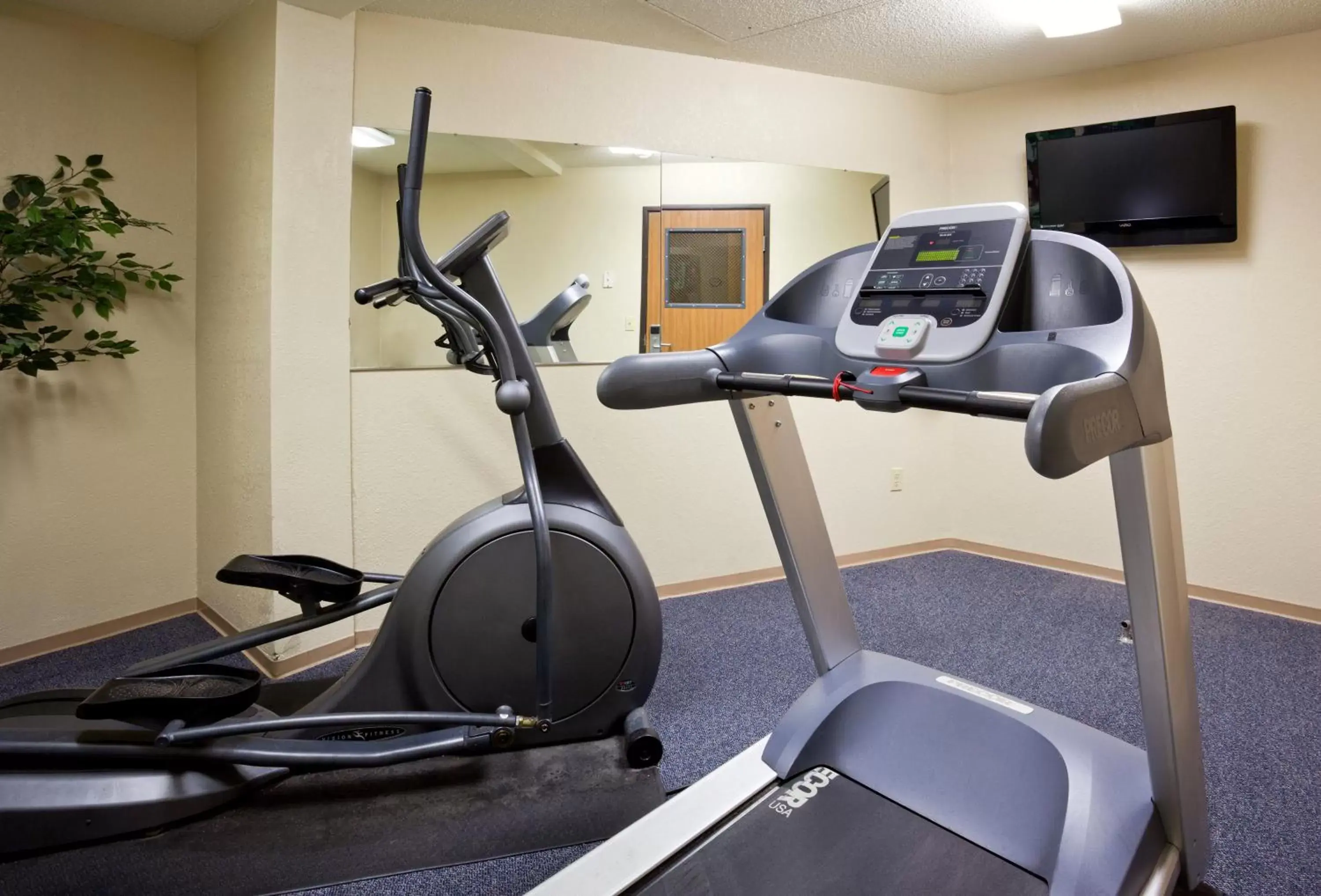 Fitness centre/facilities, Fitness Center/Facilities in AmericInn by Wyndham Fargo West Acres