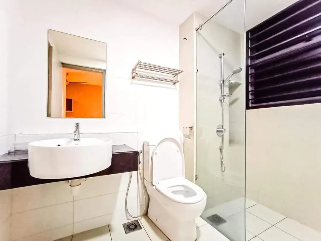 Bathroom in 1 Tebrau Suites by Subhome