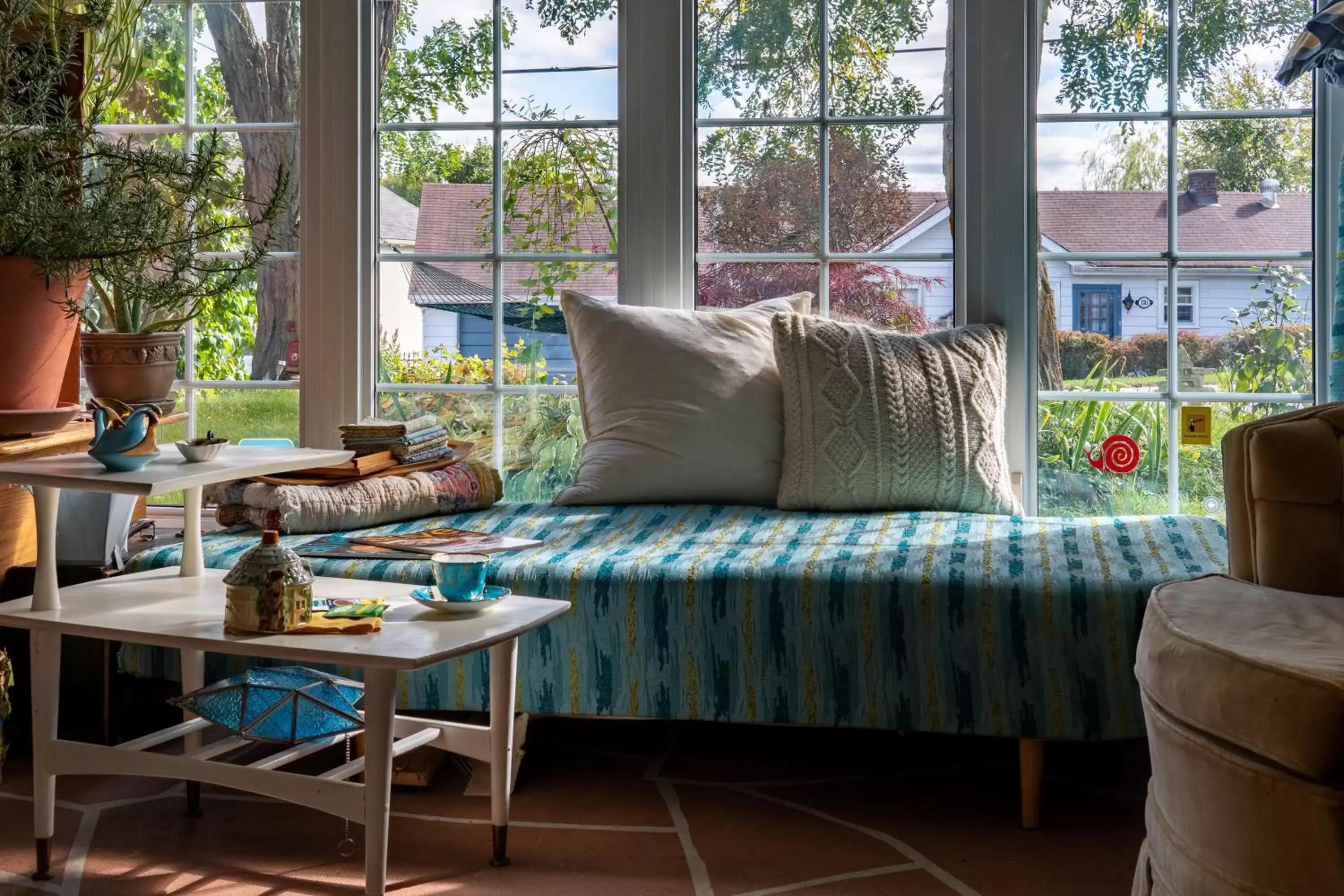 Seating Area in Hastings House Bed & Breakfast