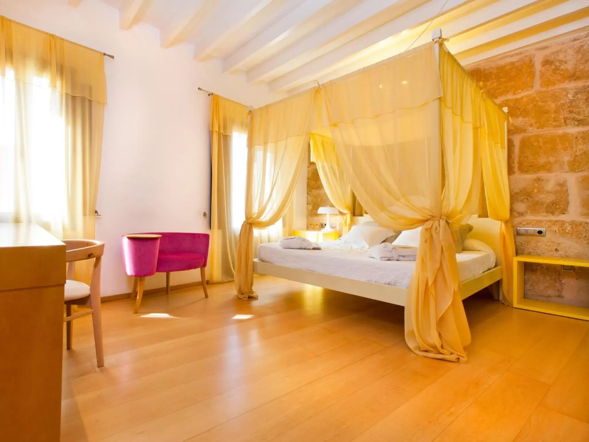 Double Deluxe Room (Botticelli-Kavafis) in Cas Ferrer Nou Hotelet