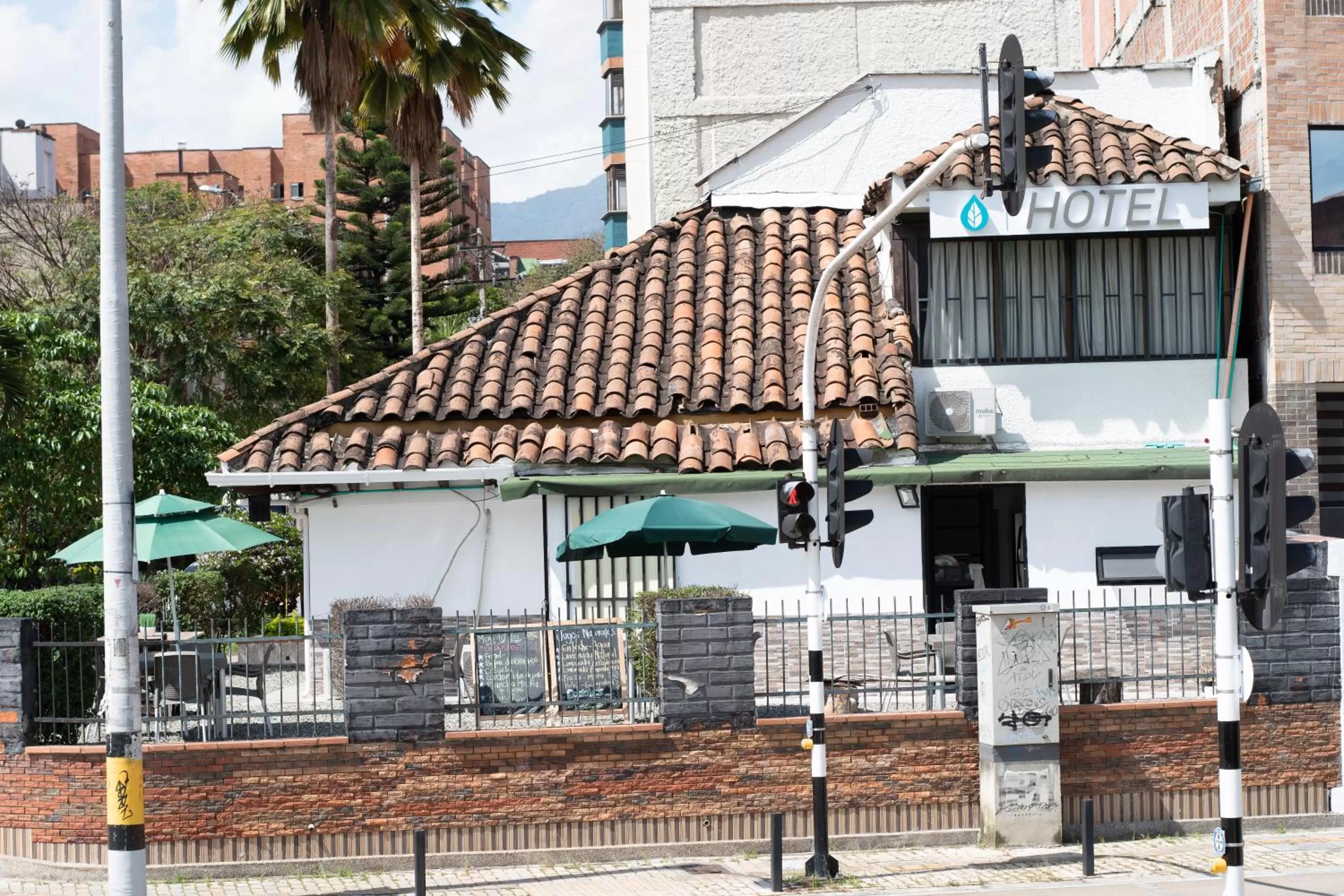 Property building in Hotel Boutique Plaza