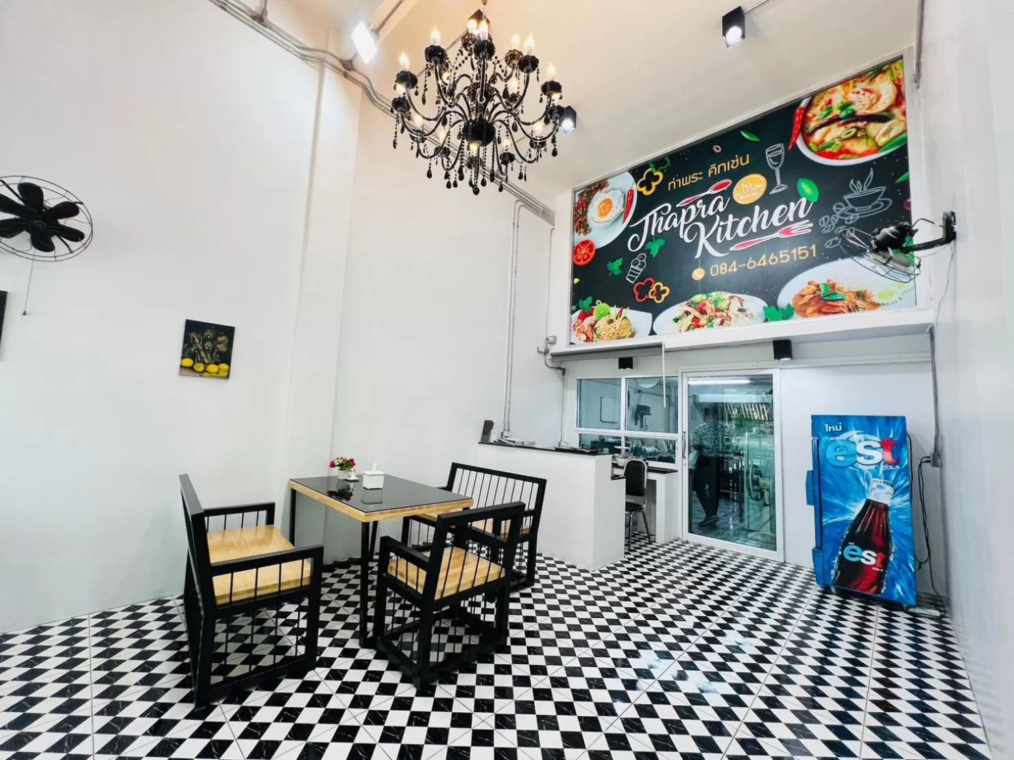 Restaurant/places to eat in Bed by Tha-Pra SHA Plus