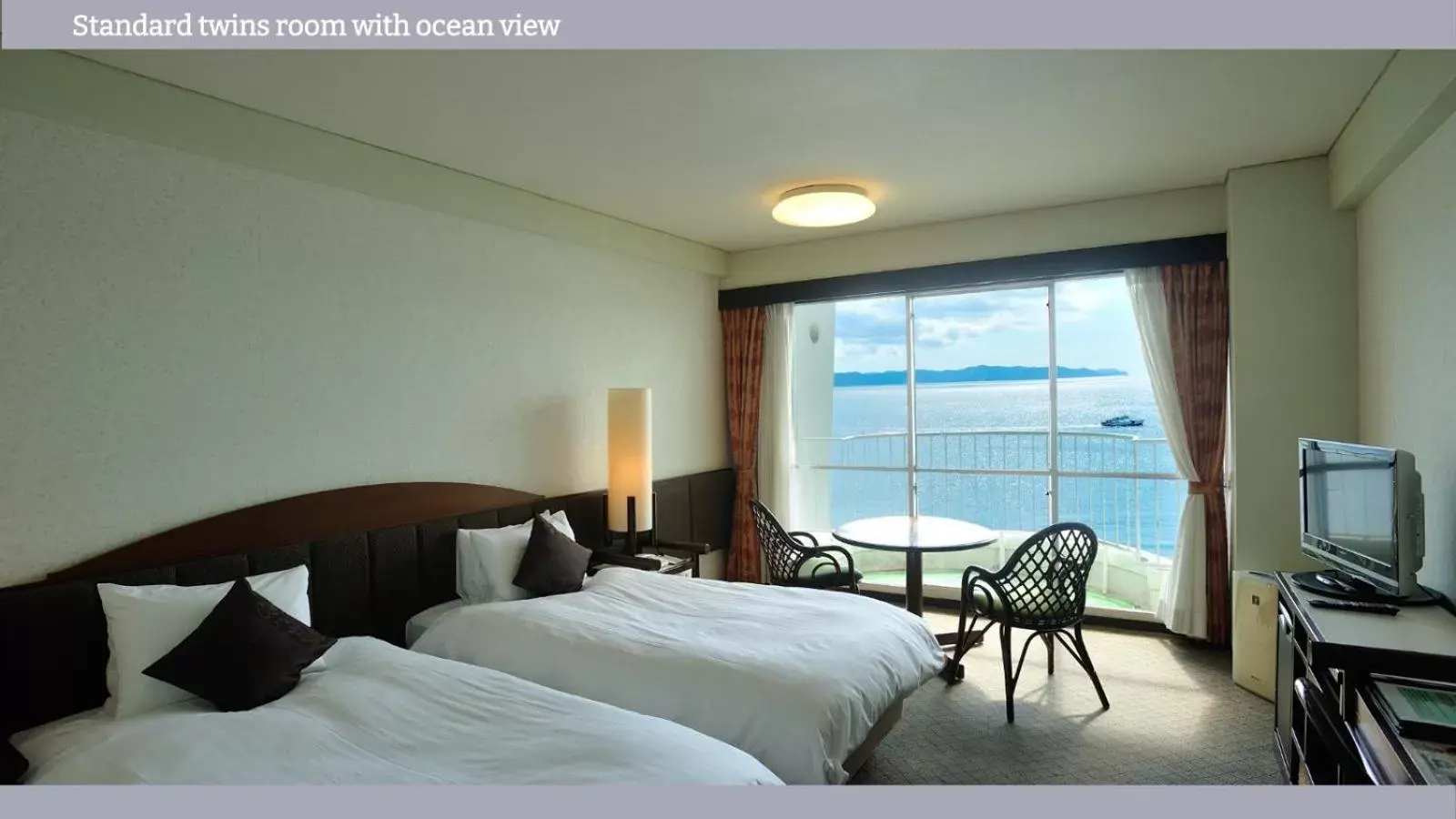 Bedroom, Bed in Ibusuki Royal Hotel Bedroom, Bed in Ibusuki Royal Hotel