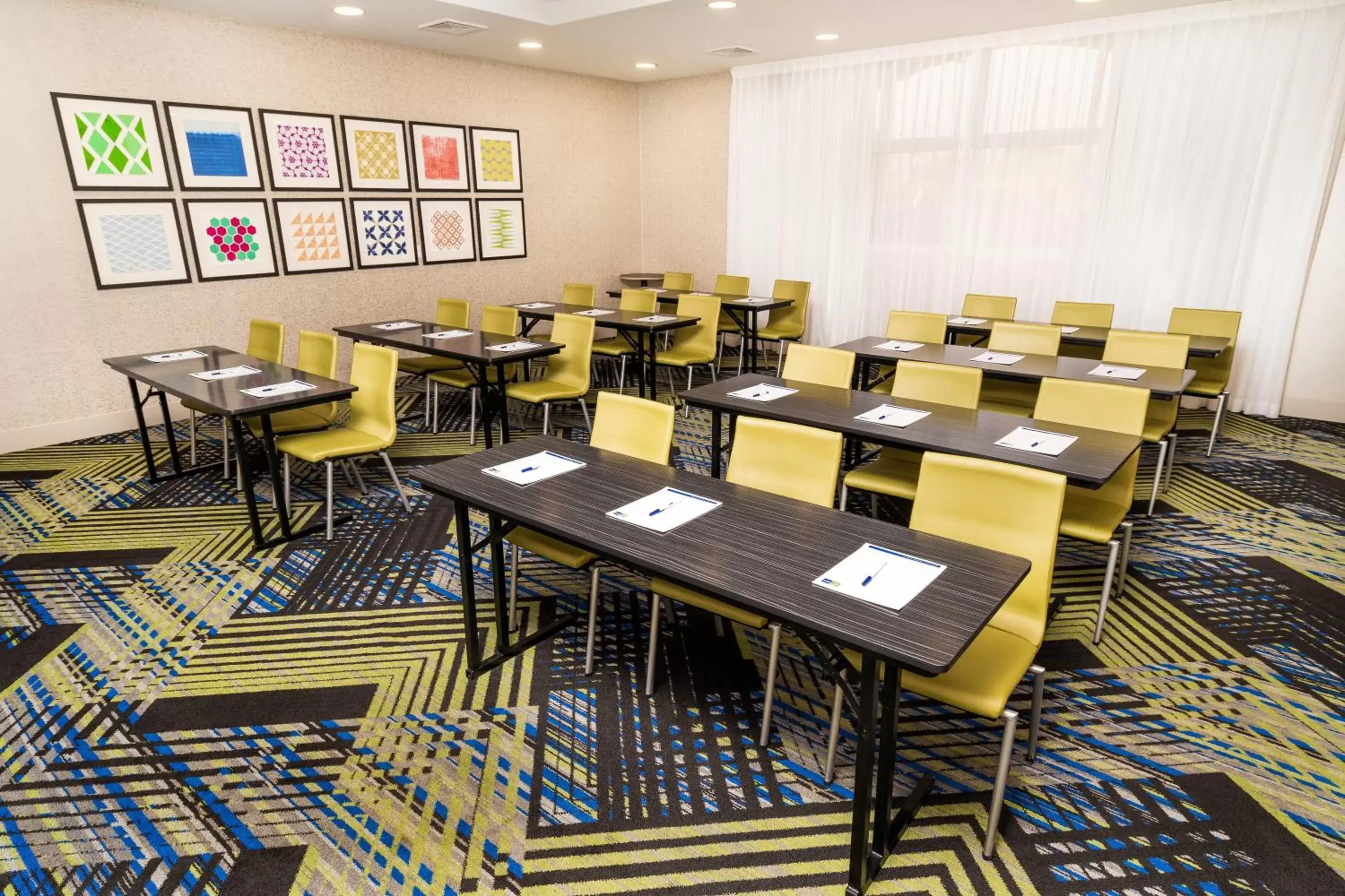 Meeting/conference room, Restaurant/Places to Eat in Holiday Inn Express & Suites Las Vegas SW Springvalley, an IHG Hotel