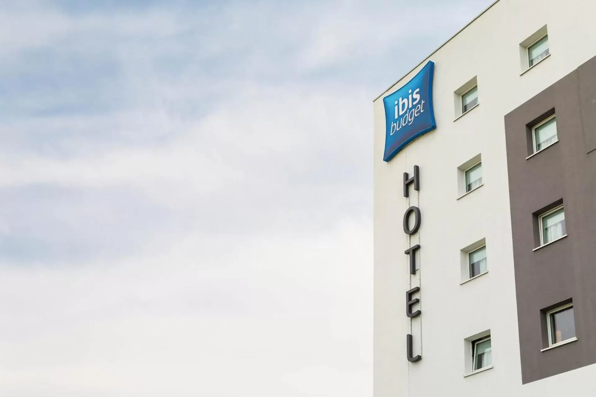 Property Building in ibis Budget Luxembourg Aeroport