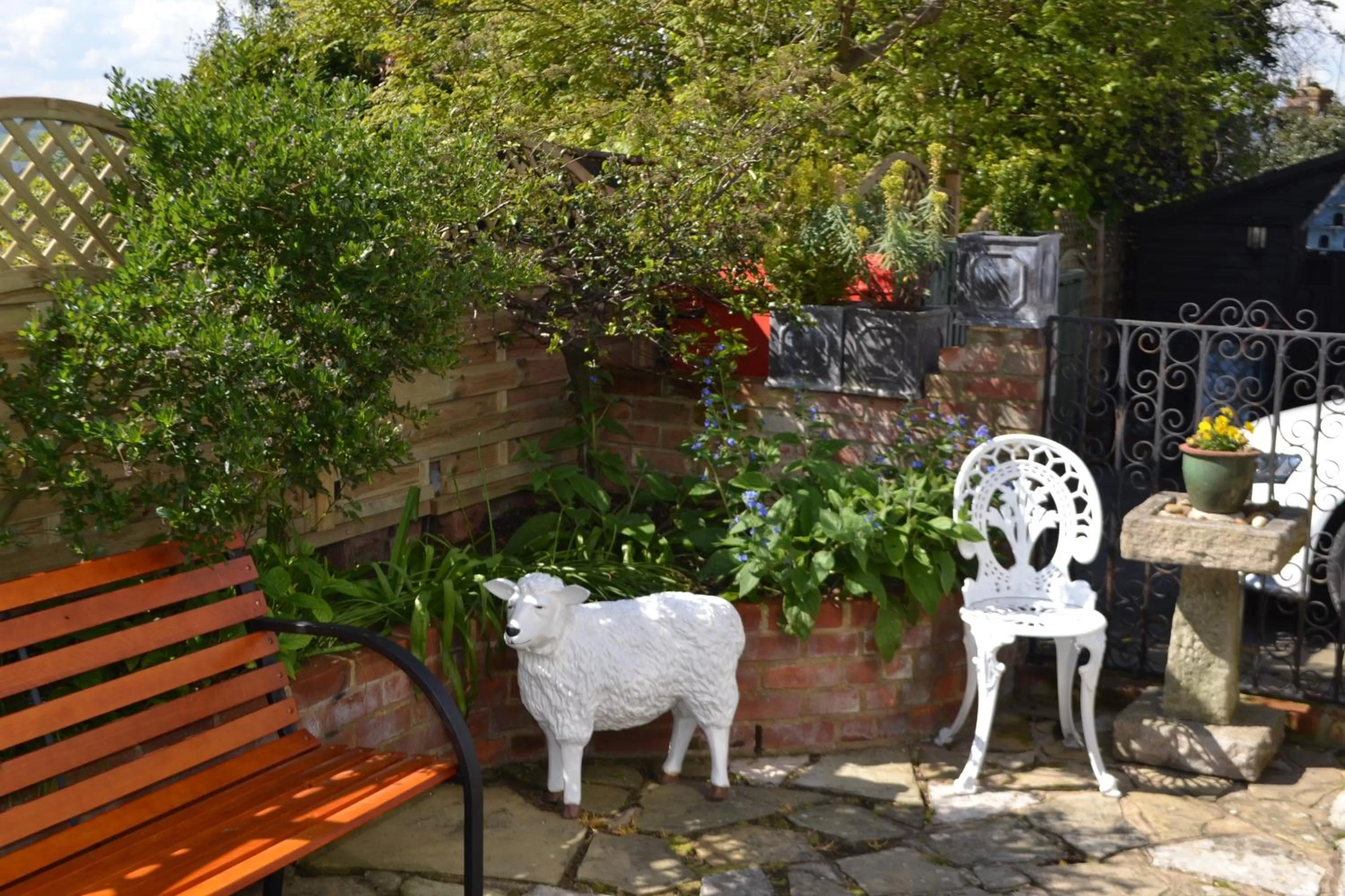 Garden in Mermaid Inn