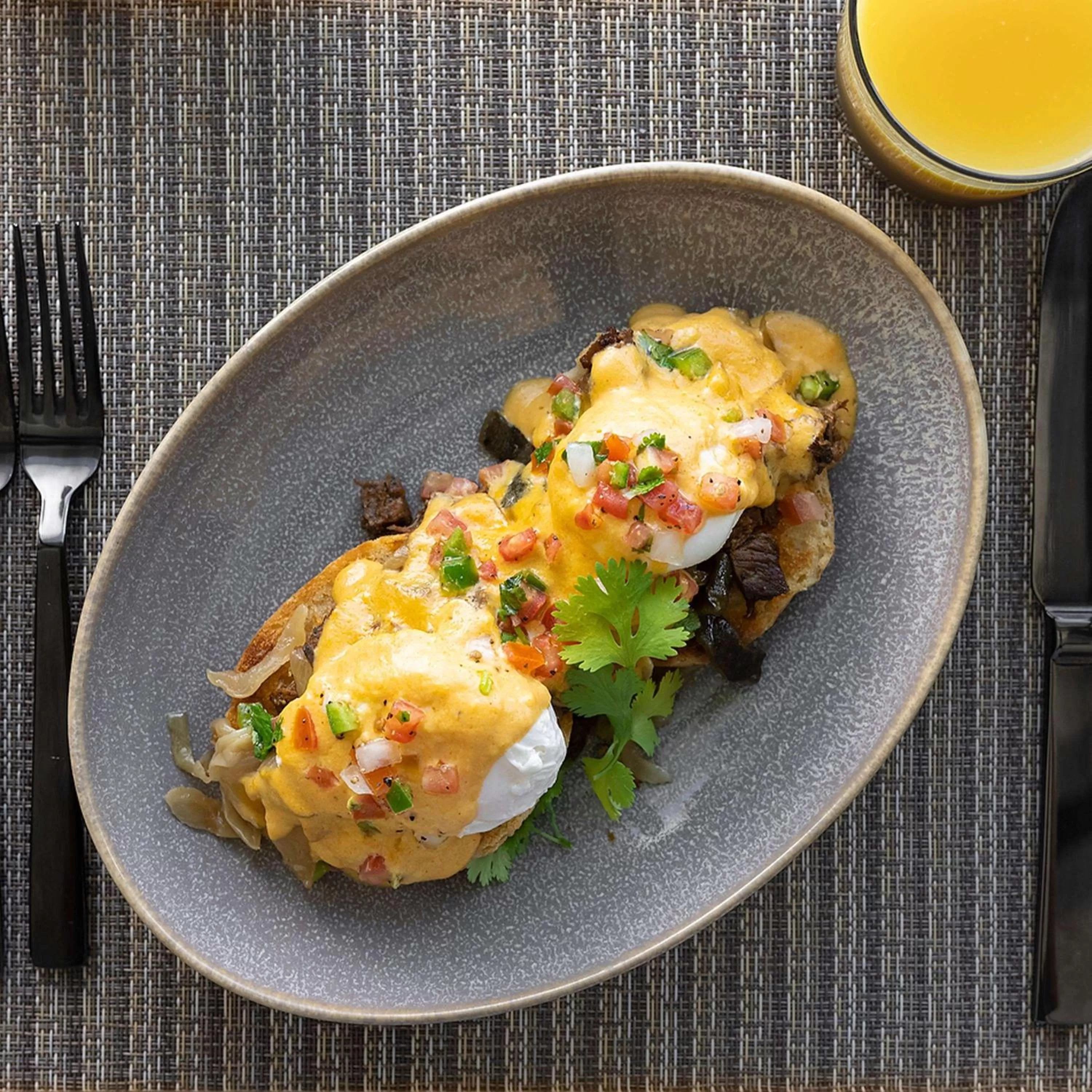 Breakfast in Hilton Garden Inn Grapevine At Silverlake Crossing, Tx