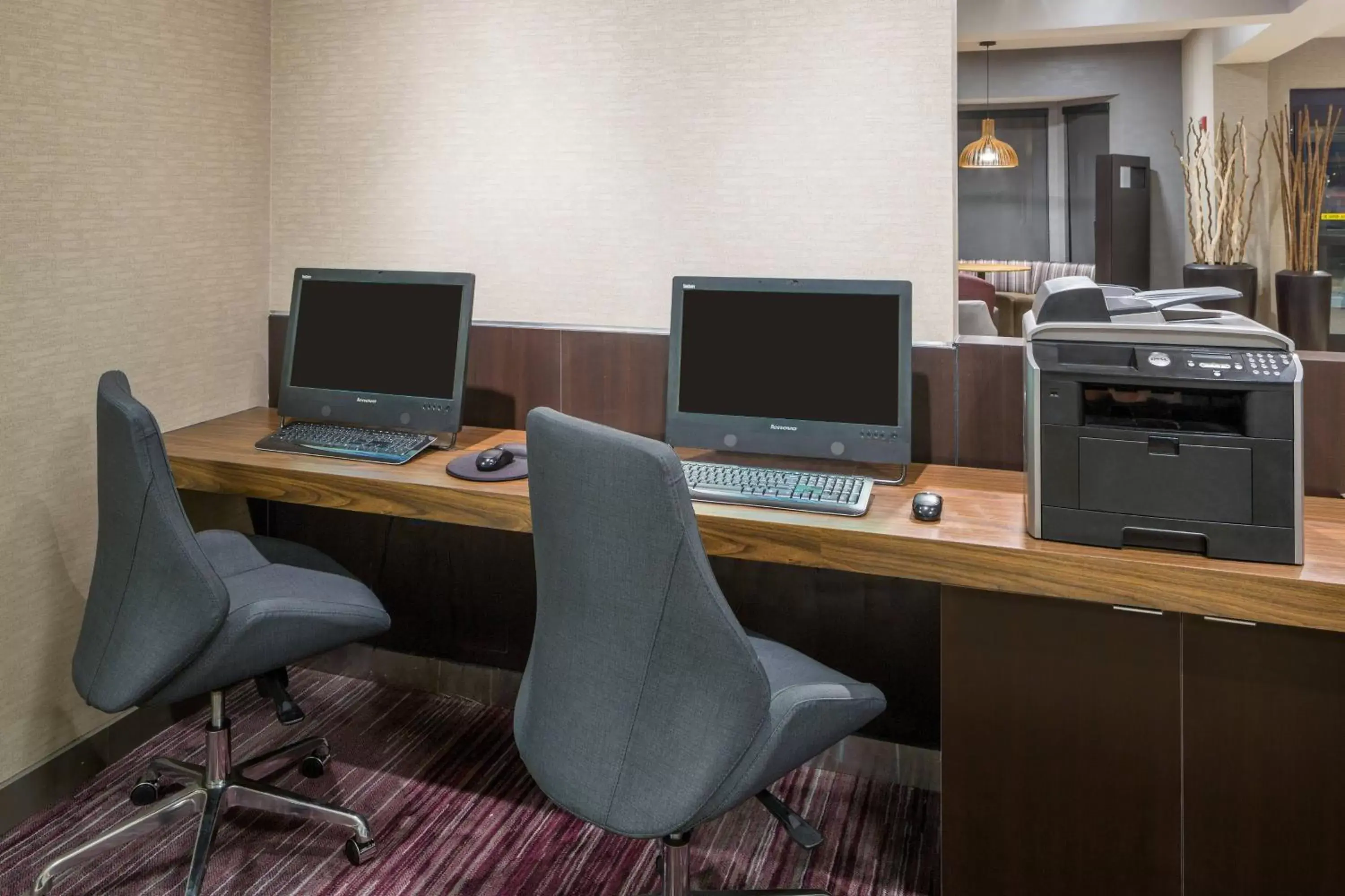Business facilities in Courtyard Dallas Mesquite