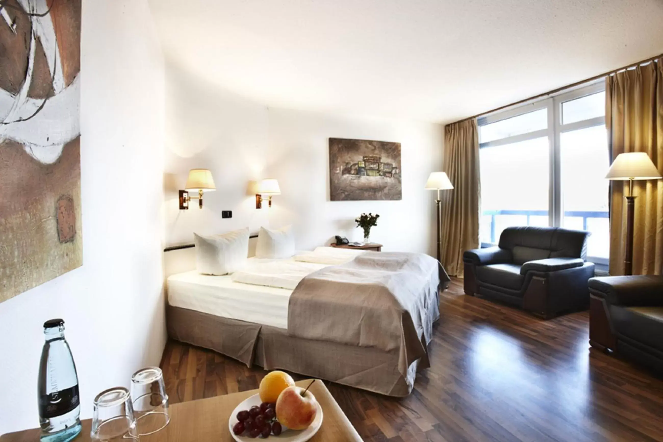 Photo of the whole room, Bed in Hotel Plöner See by Tulip Inn Photo of the whole room, Bed in Hotel Plöner See by Tulip Inn