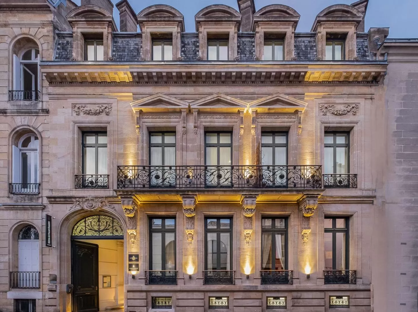 Facade/entrance in Le Palais Gallien Hôtel & Spa