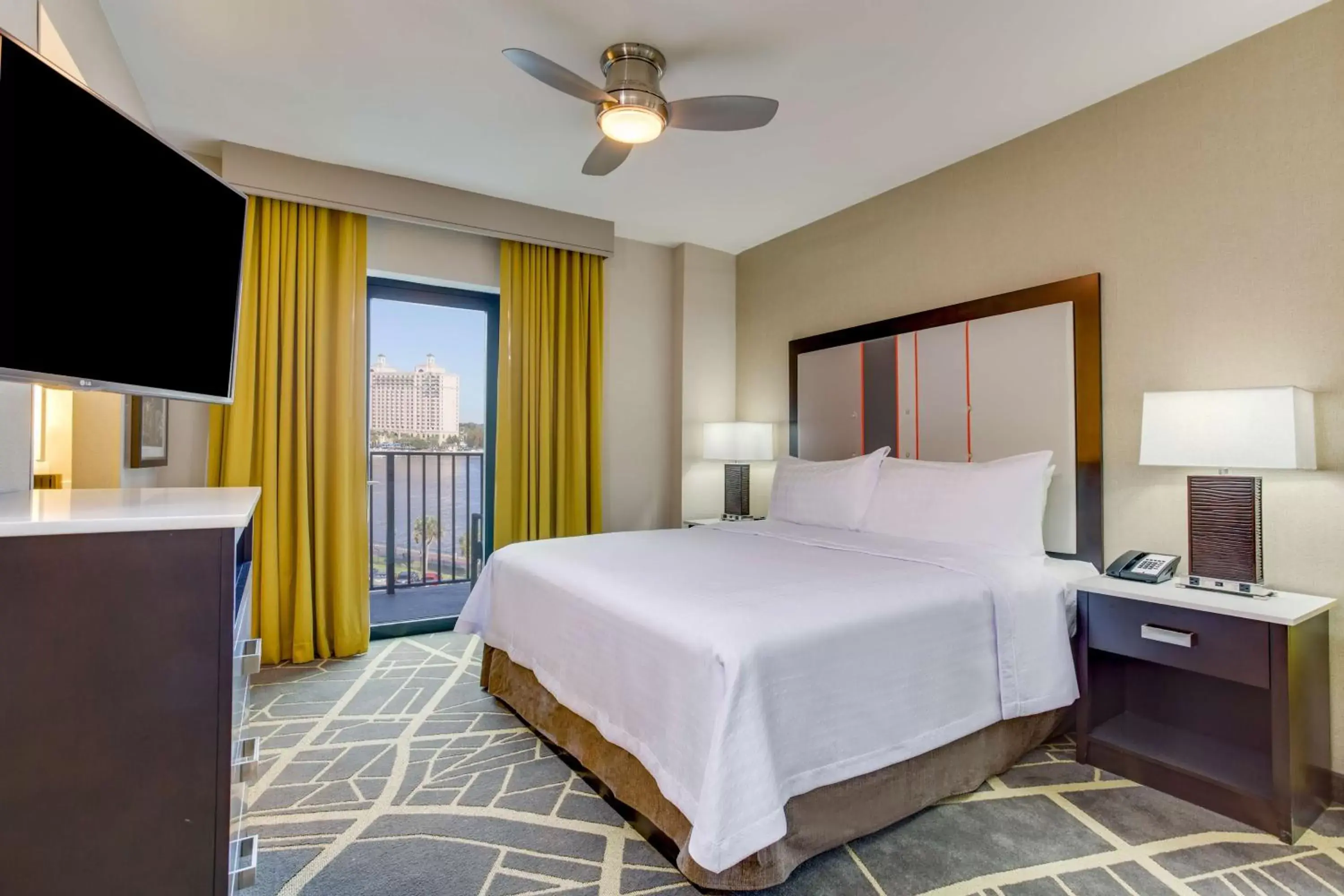 Bedroom, Bed in Homewood Suites Savannah Historic District/Riverfront
