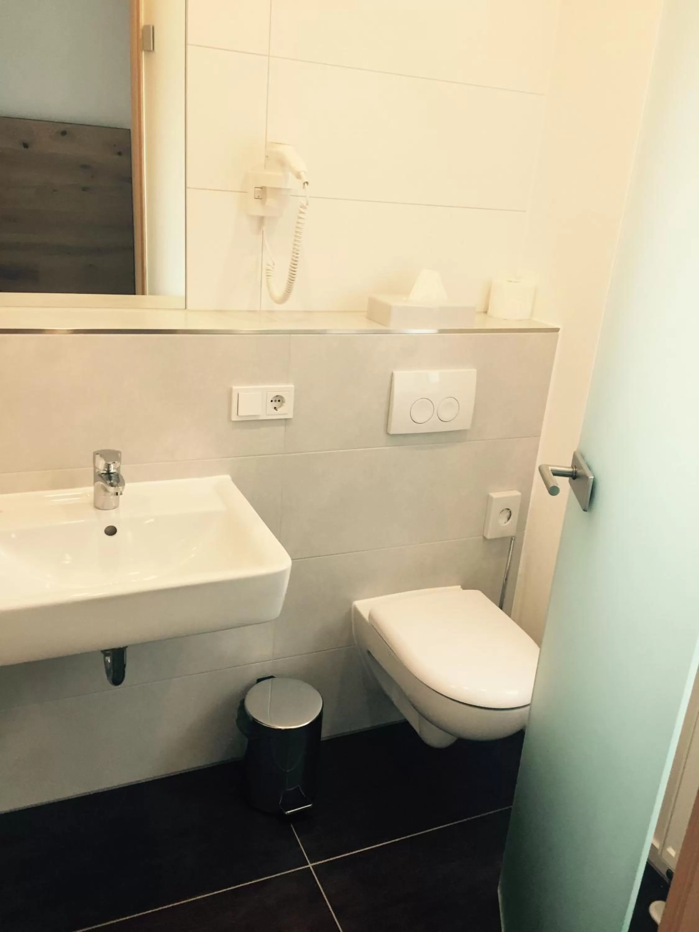 Bathroom in Buchners Hotel & Restaurant