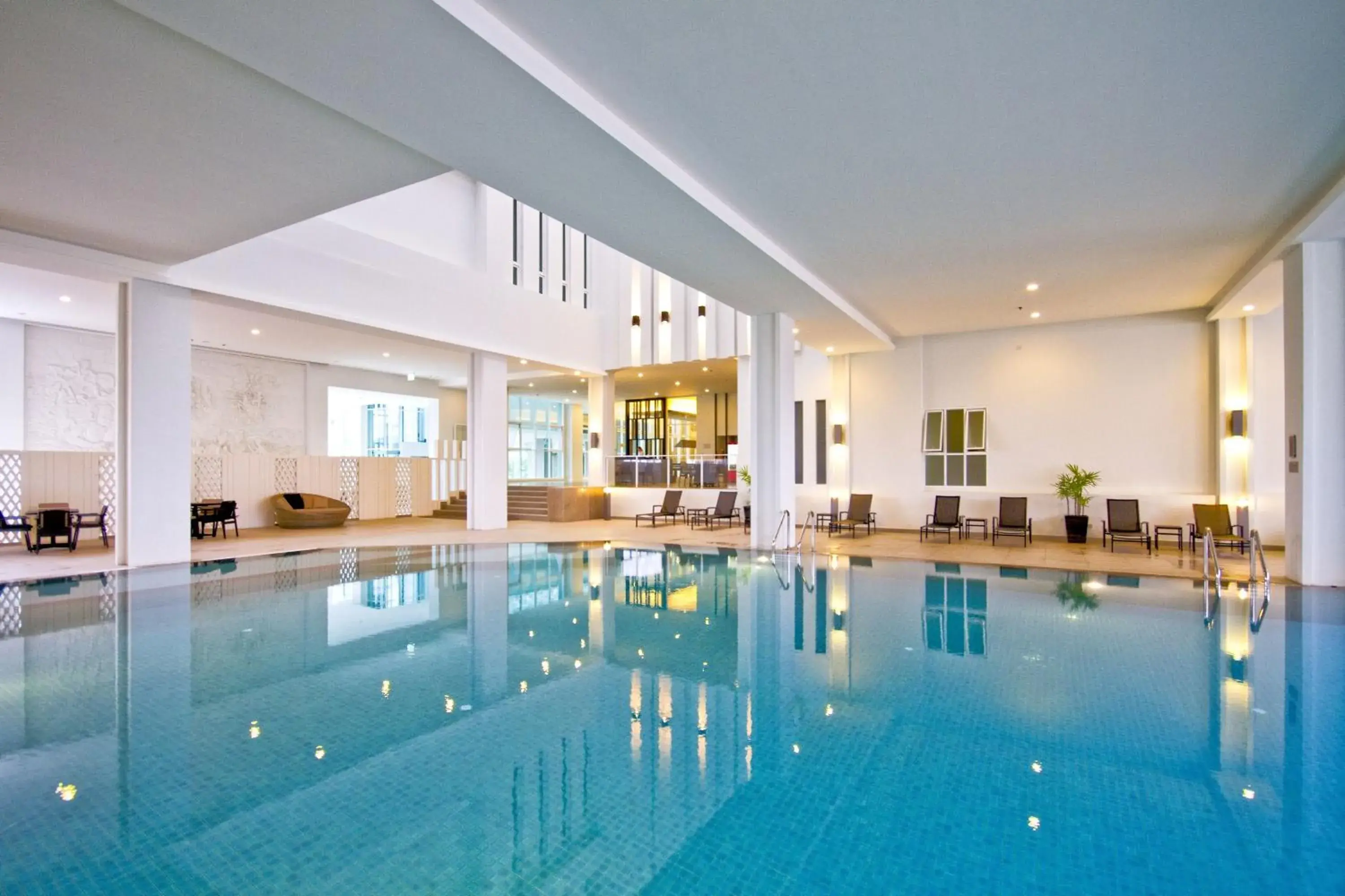 Pool view, Swimming Pool in Classic Kameo Hotel & Serviced Apartment, Rayong
