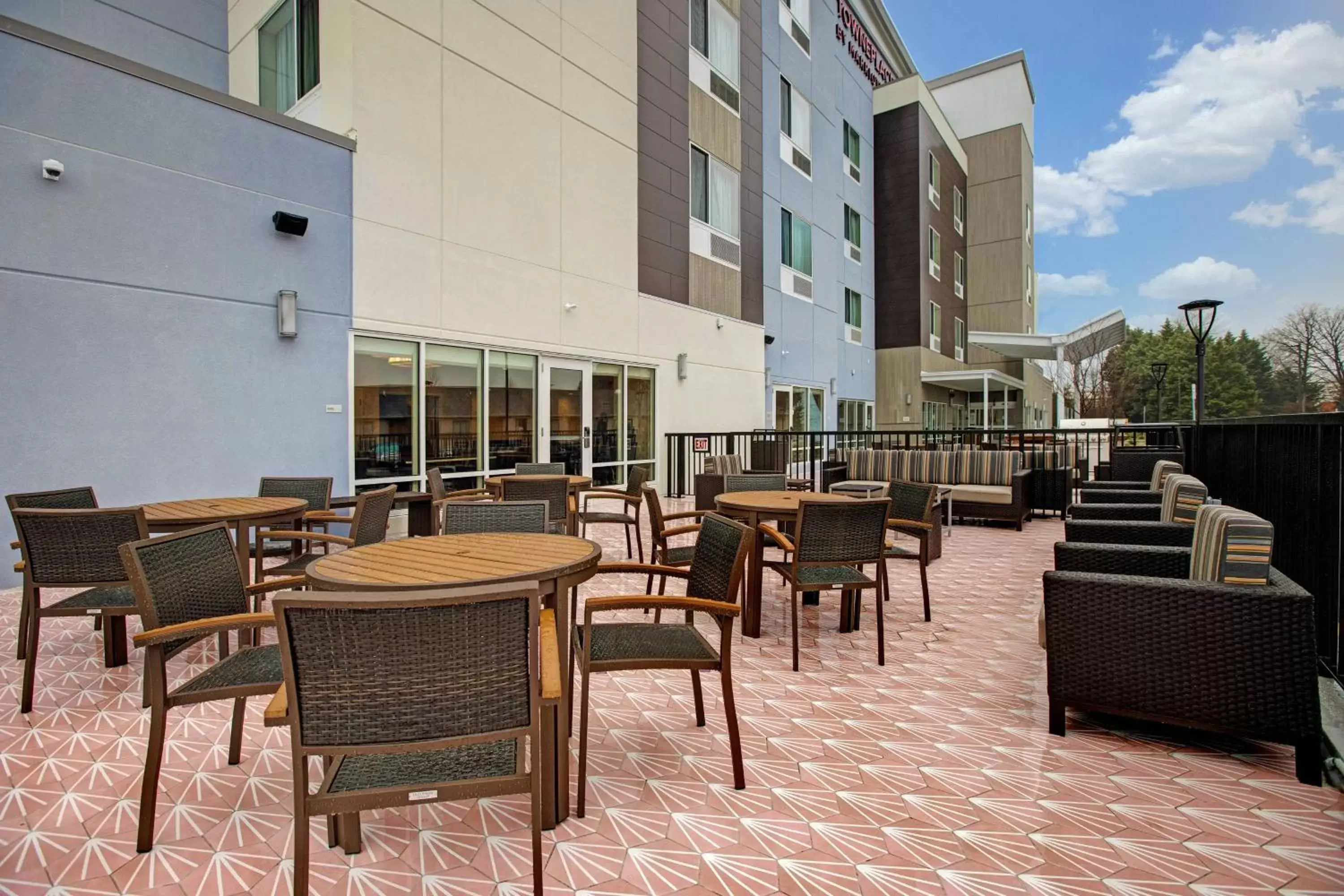 Property building, Restaurant/Places to Eat in TownePlace Suites by Marriott Potomac Mills Woodbridge