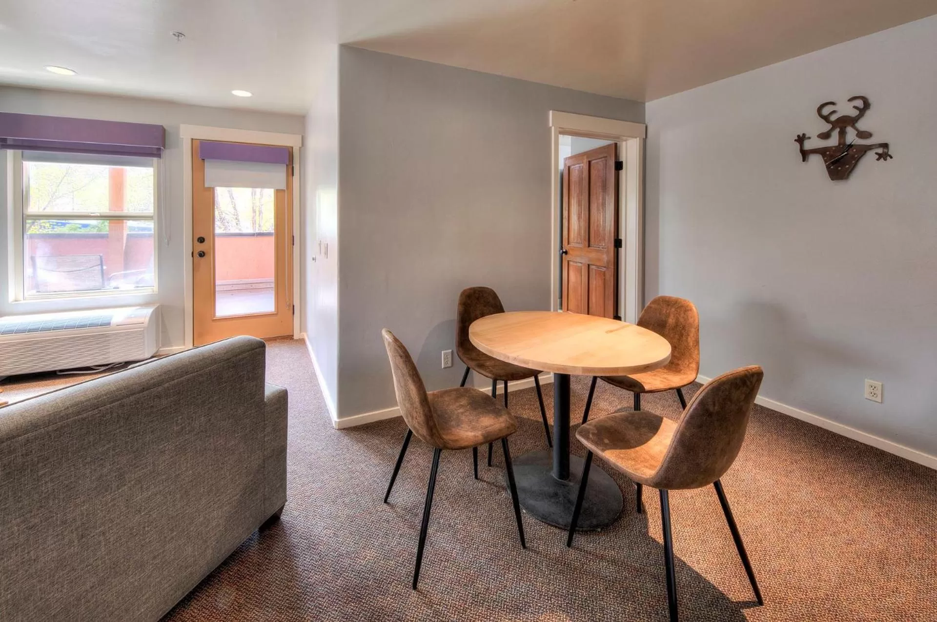 Living room in The Gonzo Inn