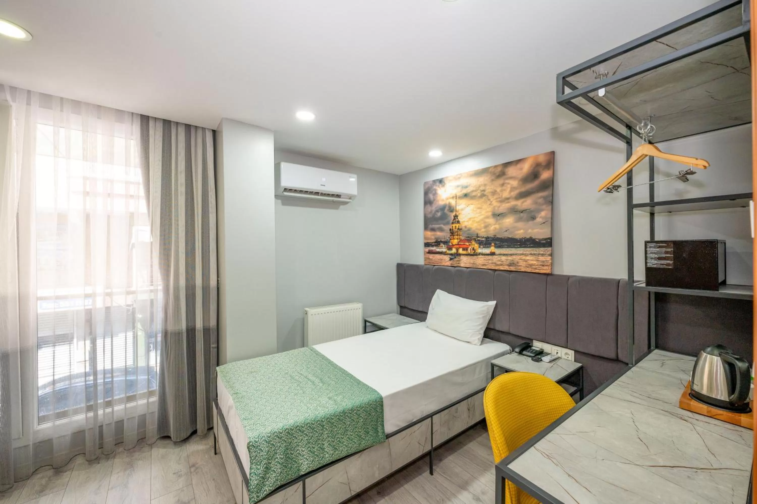 Photo of the whole room, Bed in Green Garden Hotel