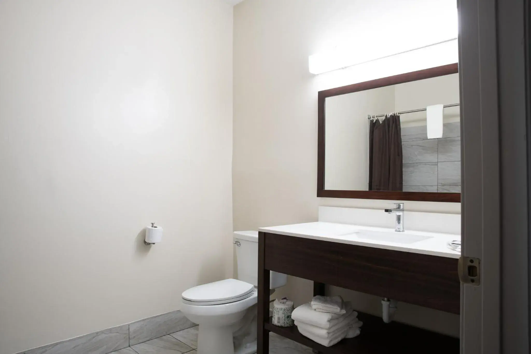 Bathroom in BlissPoint Inn & Suites Marion
