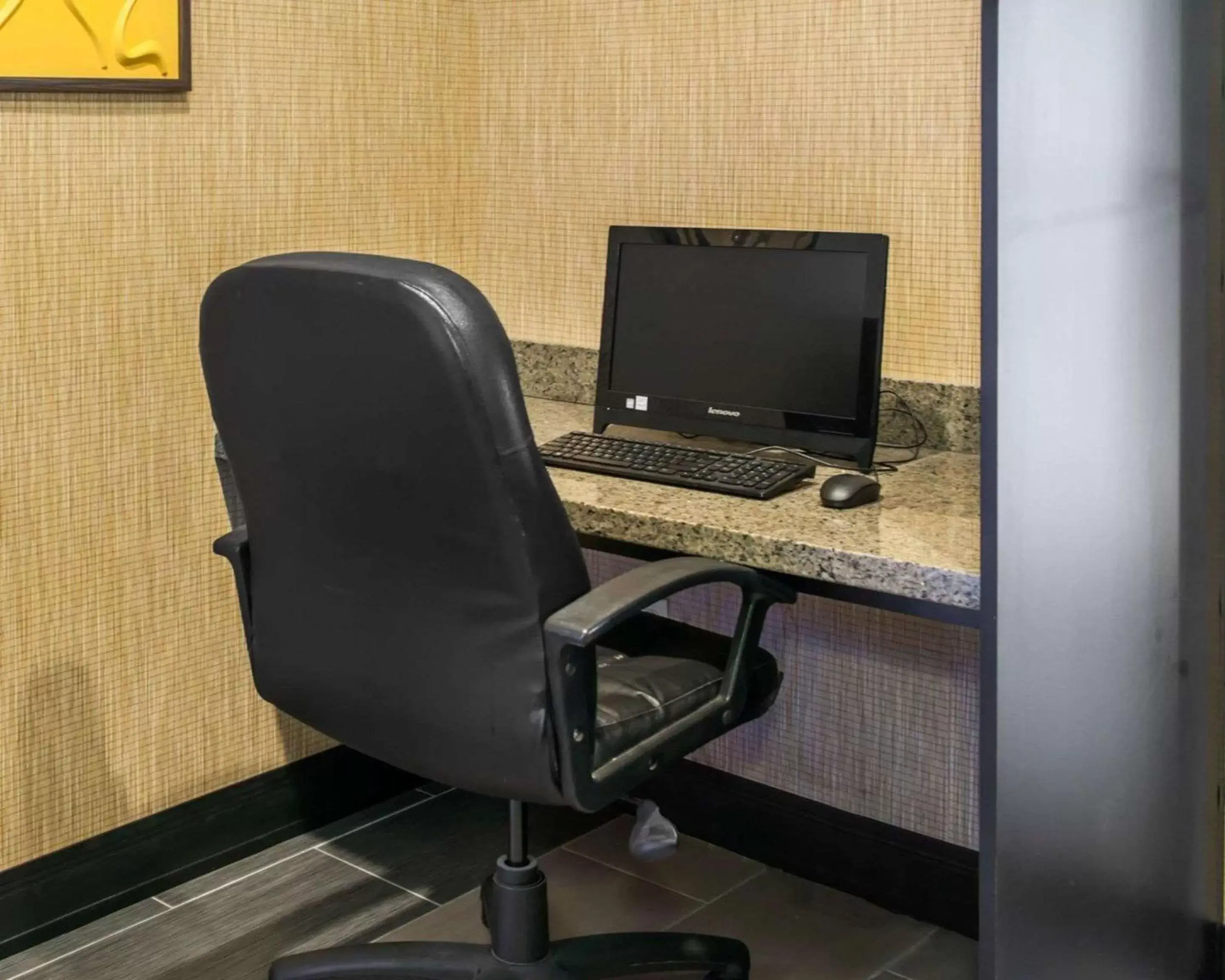 On site, Business Area/Conference Room in Quality Inn Franklin I-65