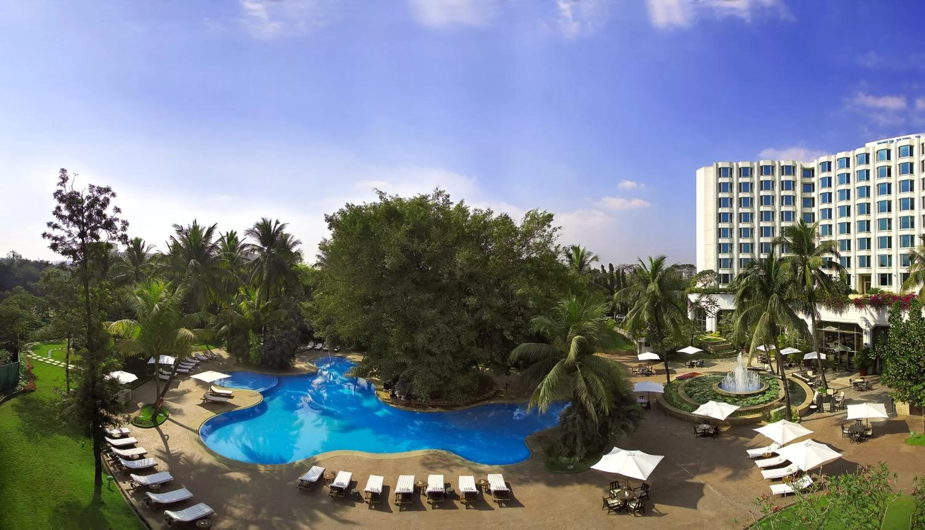 Restaurant/places to eat in The Leela Mumbai