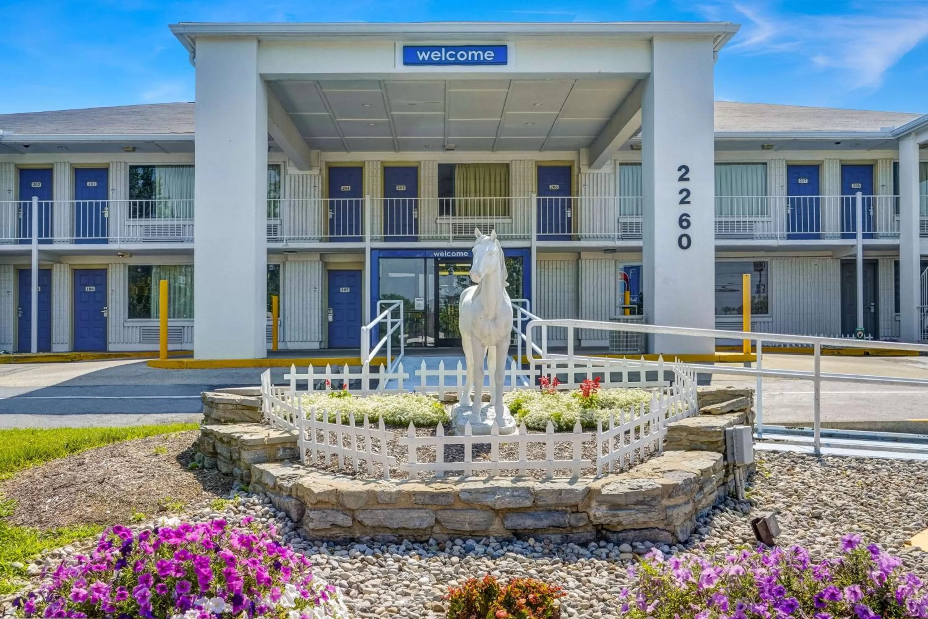 Property building in Motel 6-Lexington, KY - East I-75