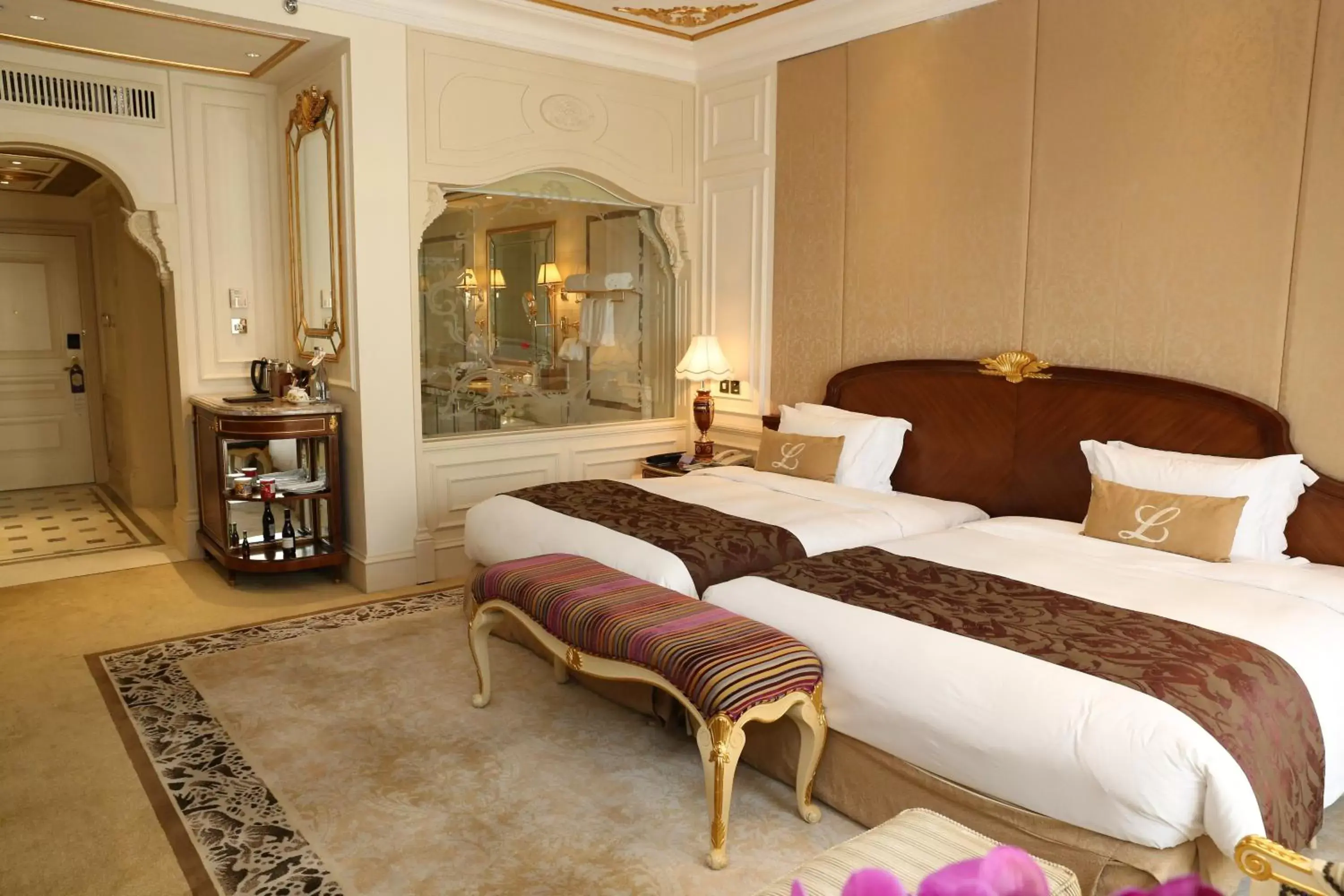 Bedroom, Bed in Legendale Hotel Beijing