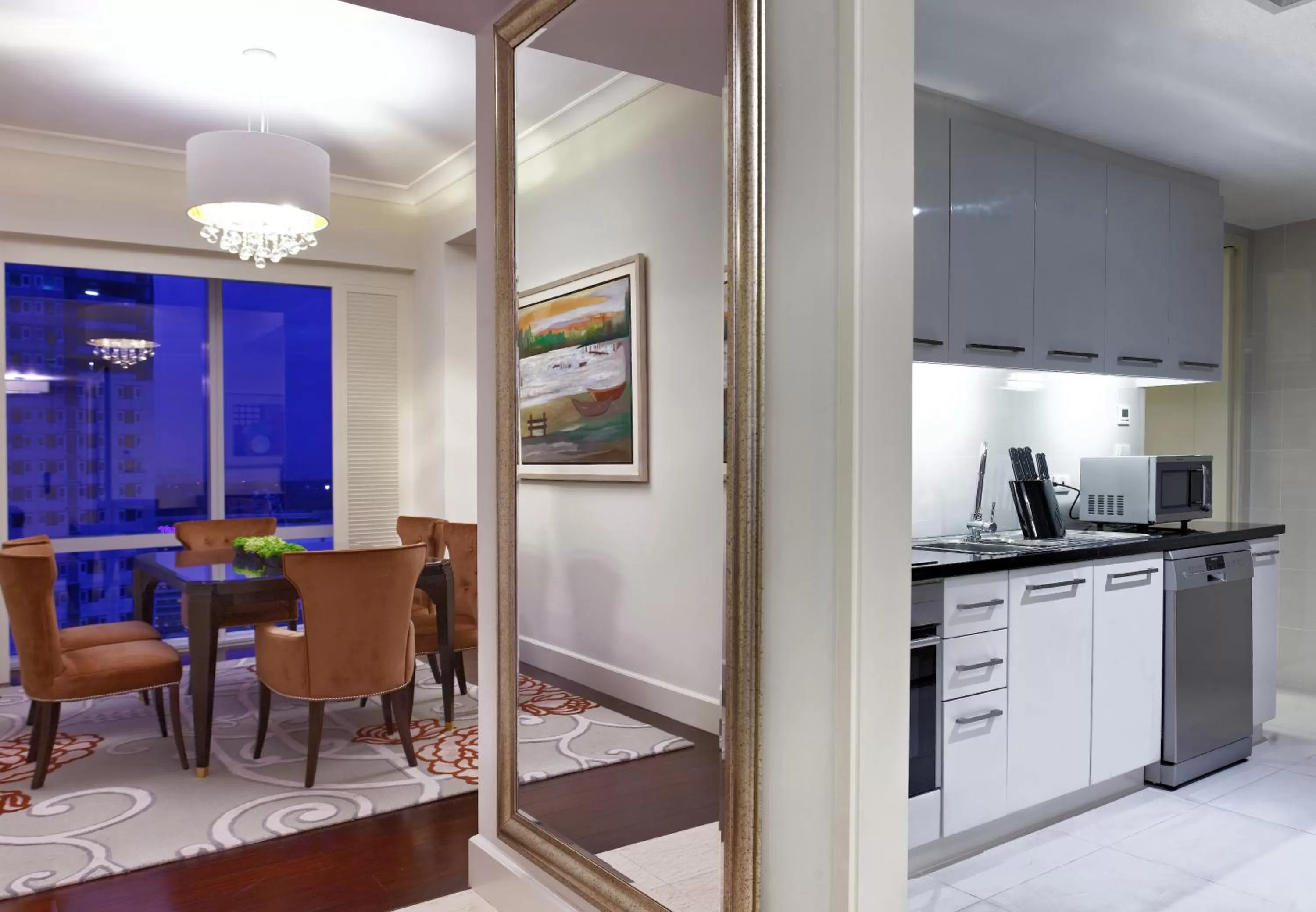 Kitchen or kitchenette in Raffles Makati