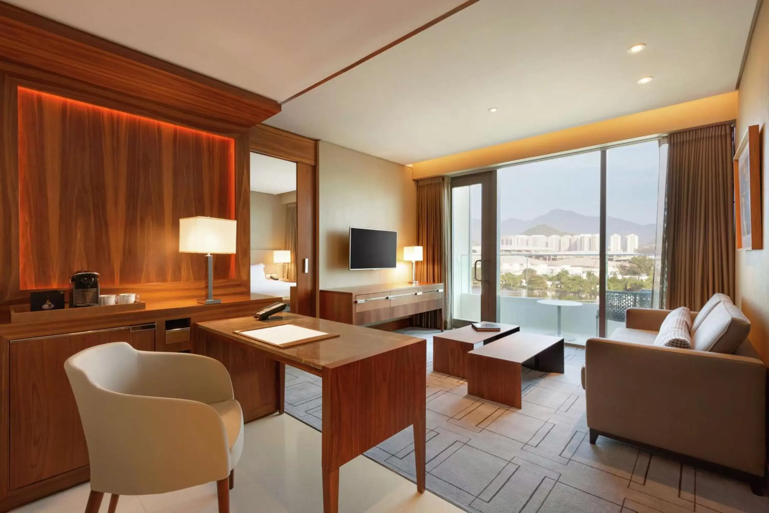 Bedroom, Seating Area in Hilton Barra Rio de Janeiro