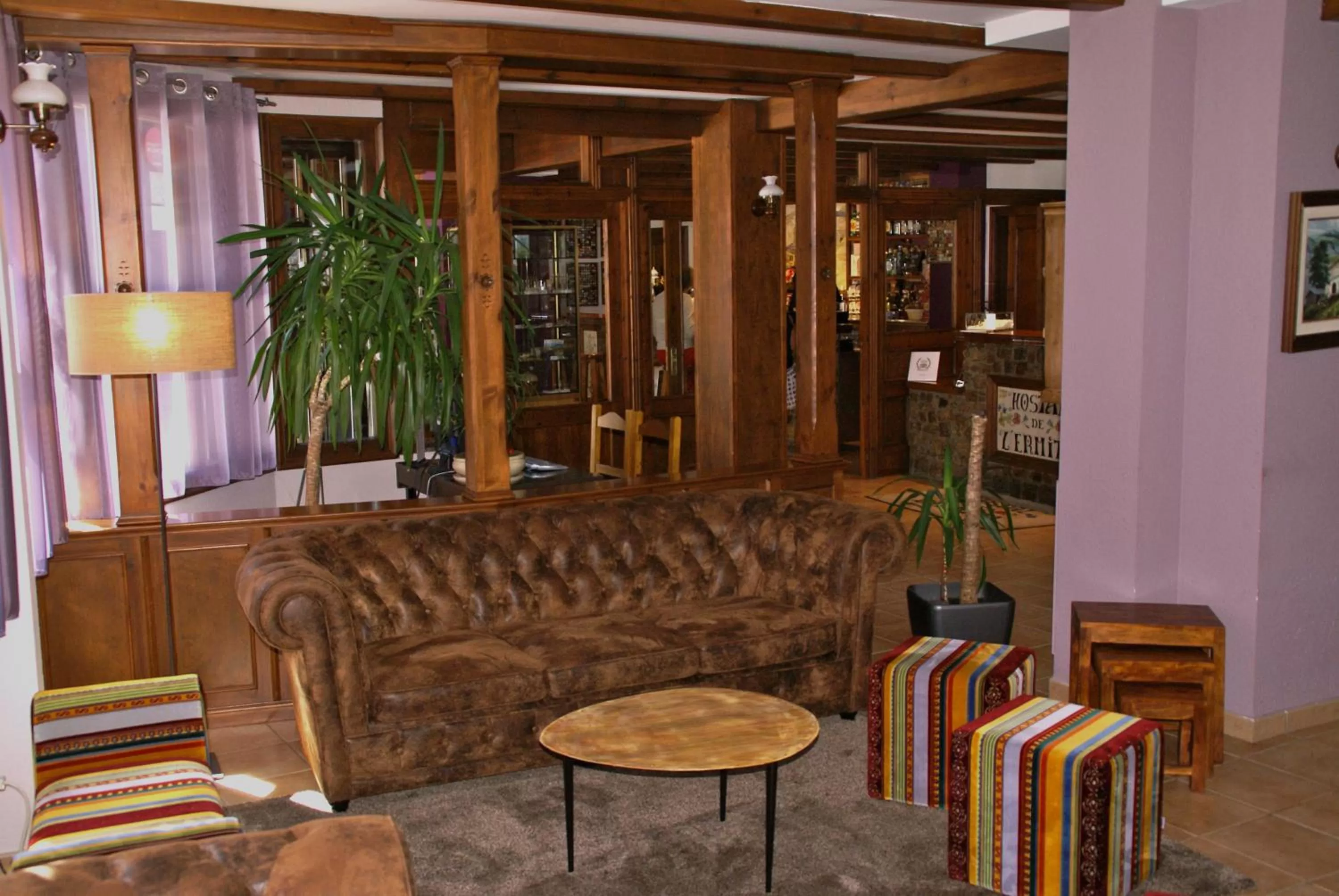 Lounge or bar in Hotel L’Ermita B&B
